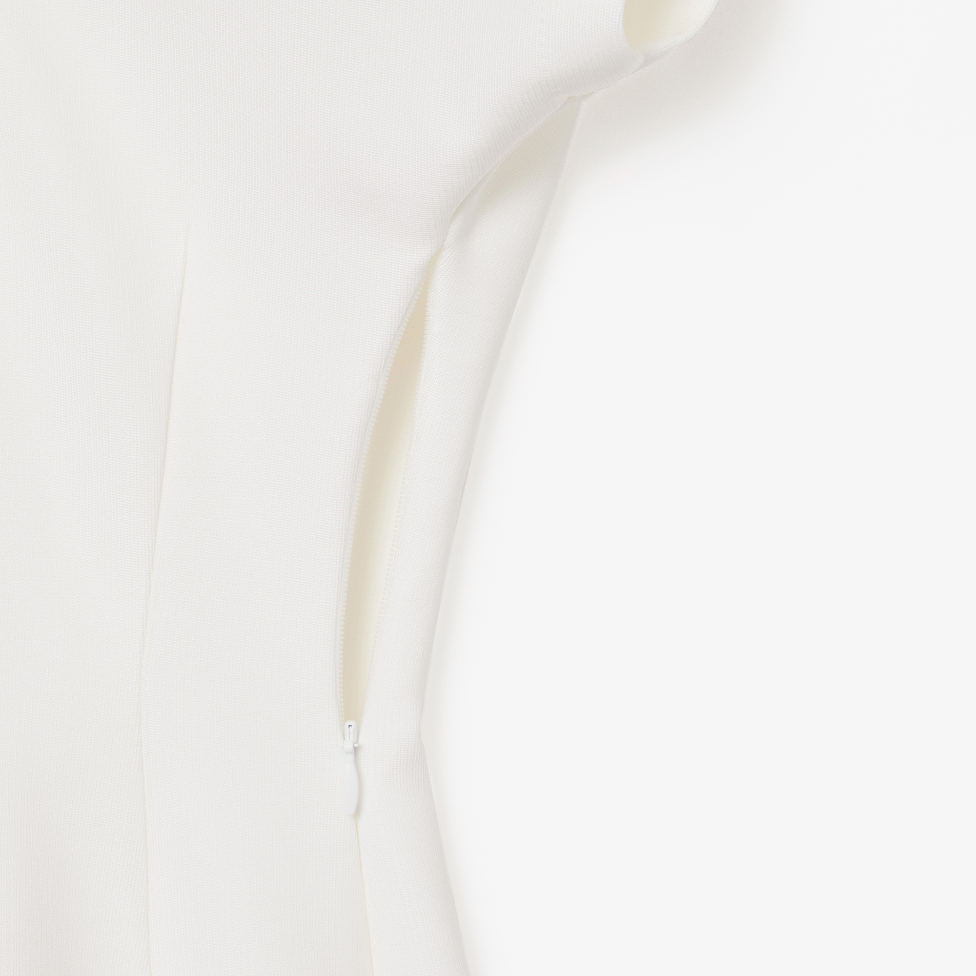 『25SS Fashion Show』 プリーツポロドレス