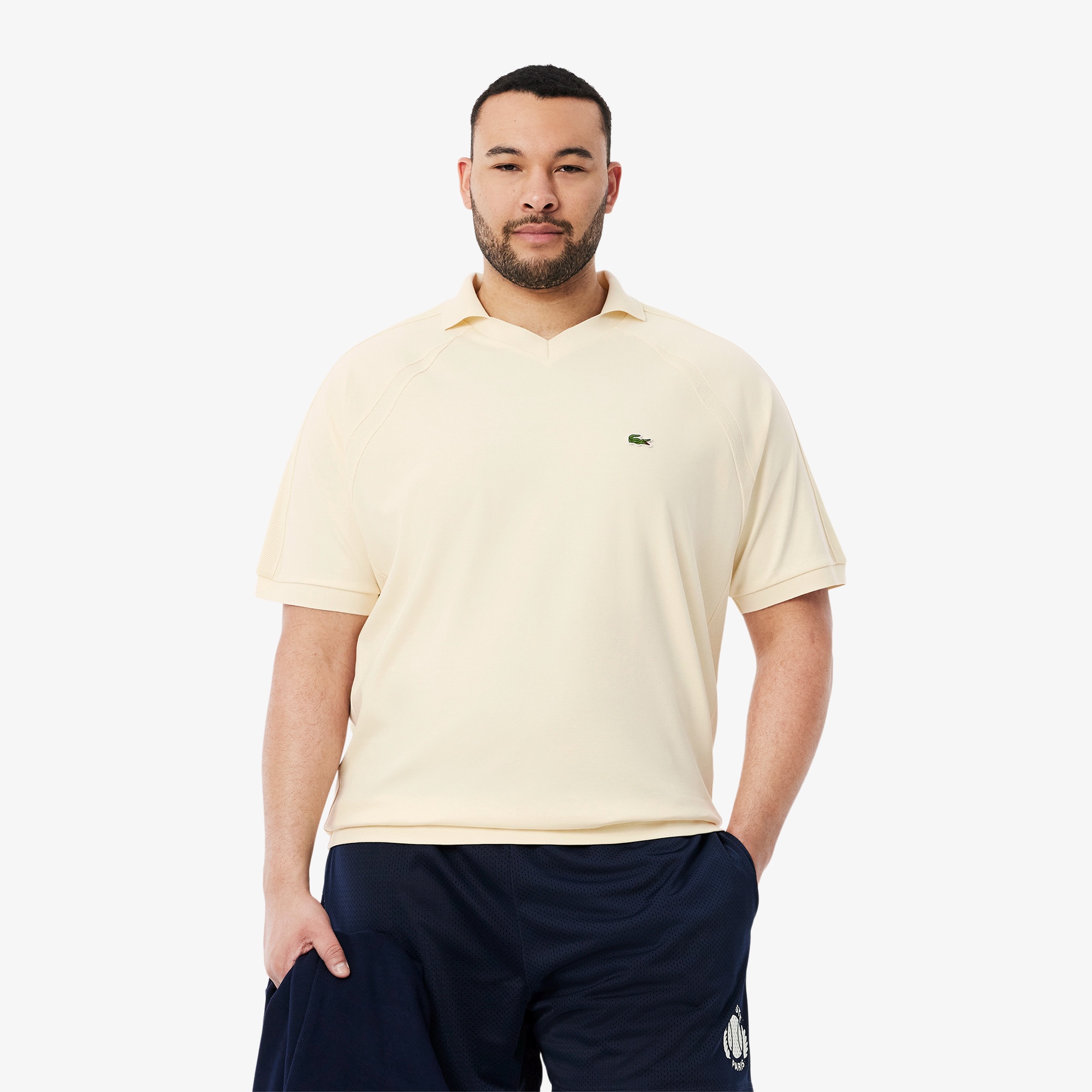 メッシュショルダーオープンネックシャツ