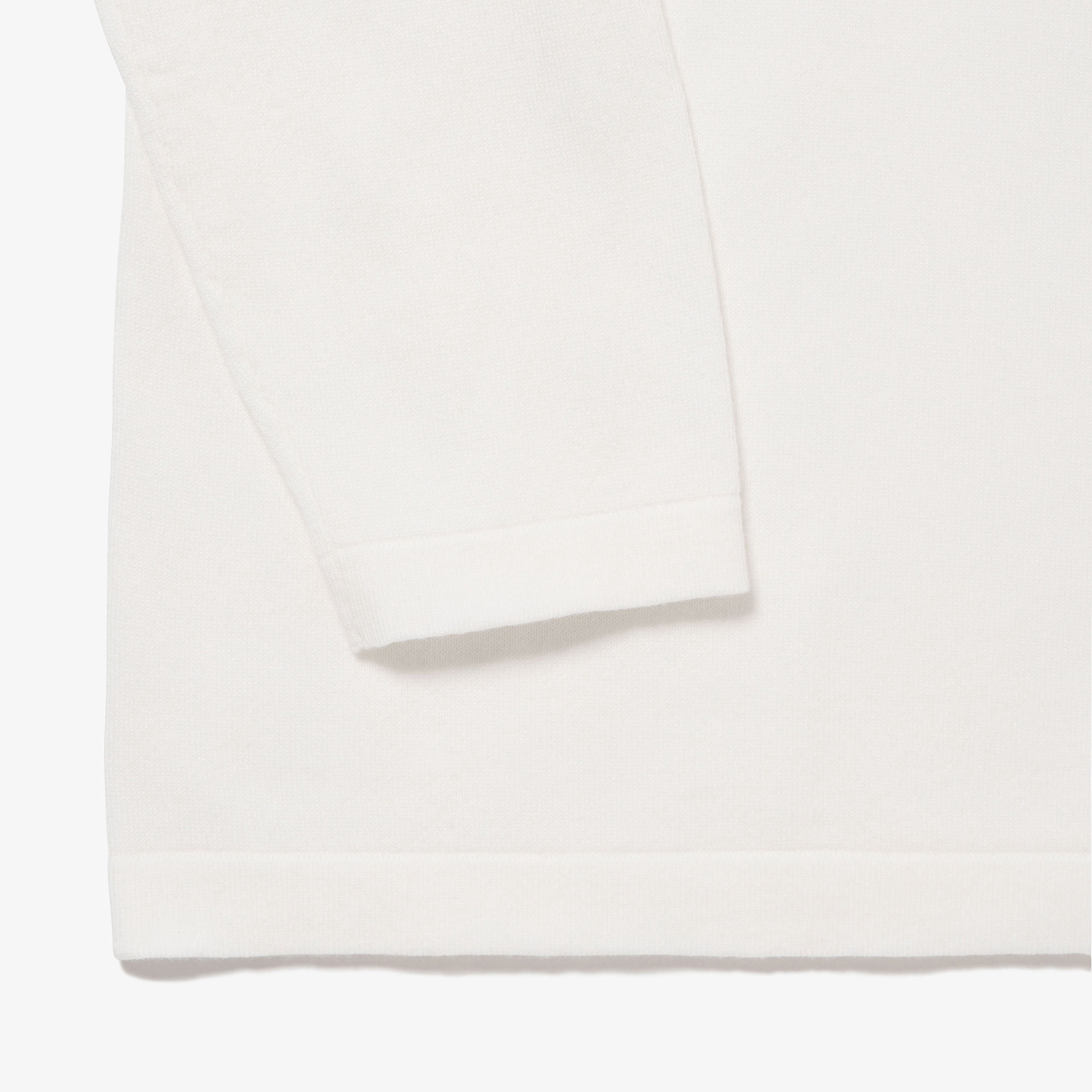 サスティナブルニットTシャツ