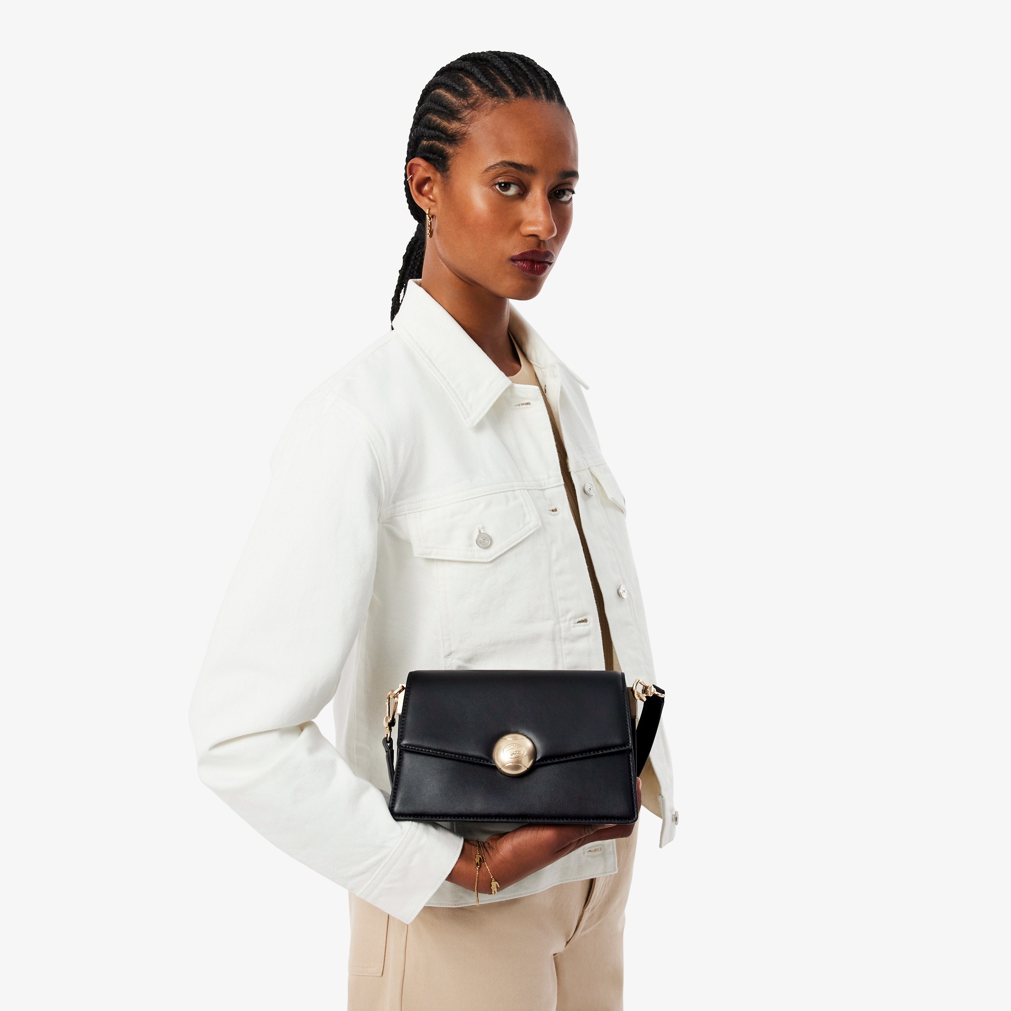 テニスブリス レザーミディアムショルダーバッグ