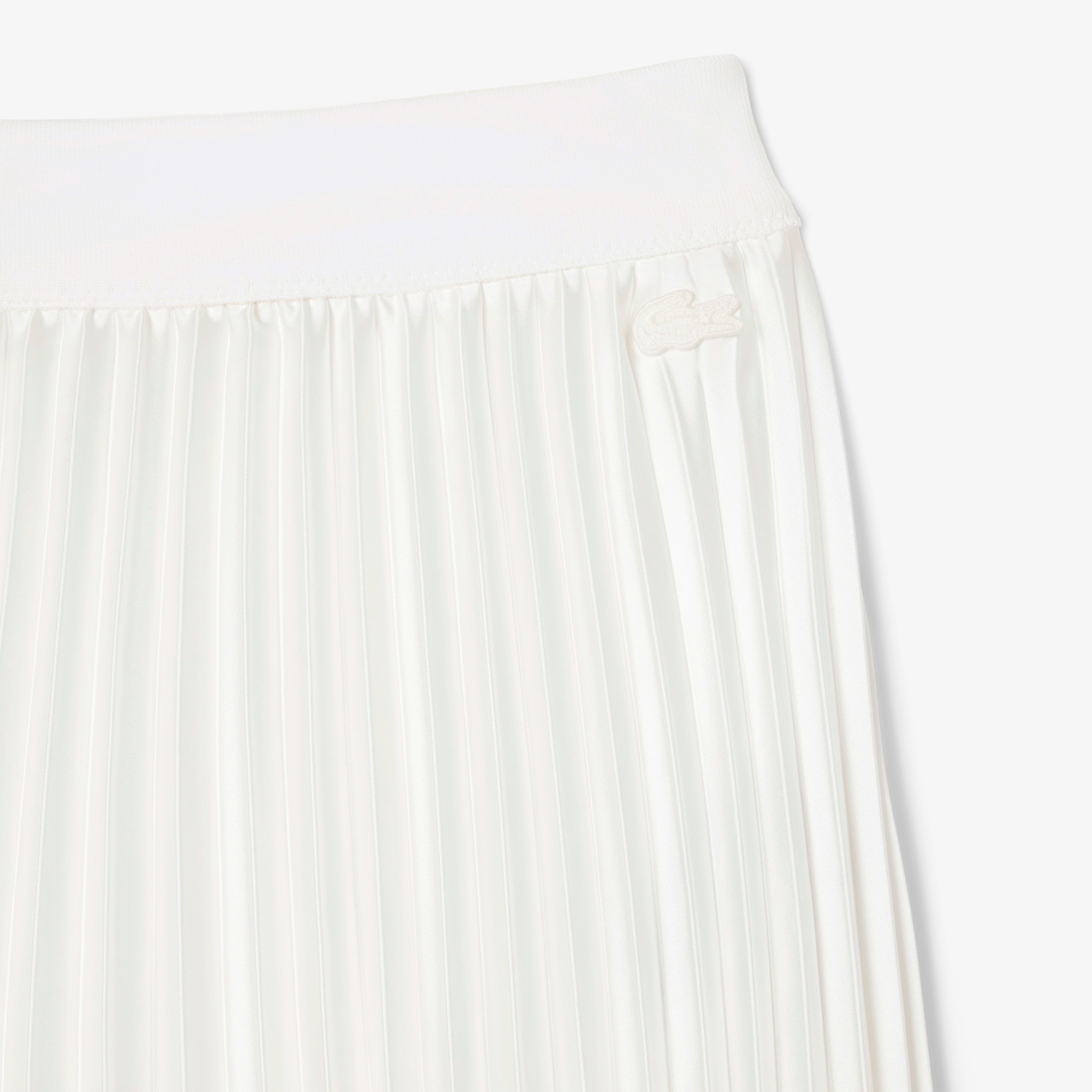 サテンプリーツミドルスカート