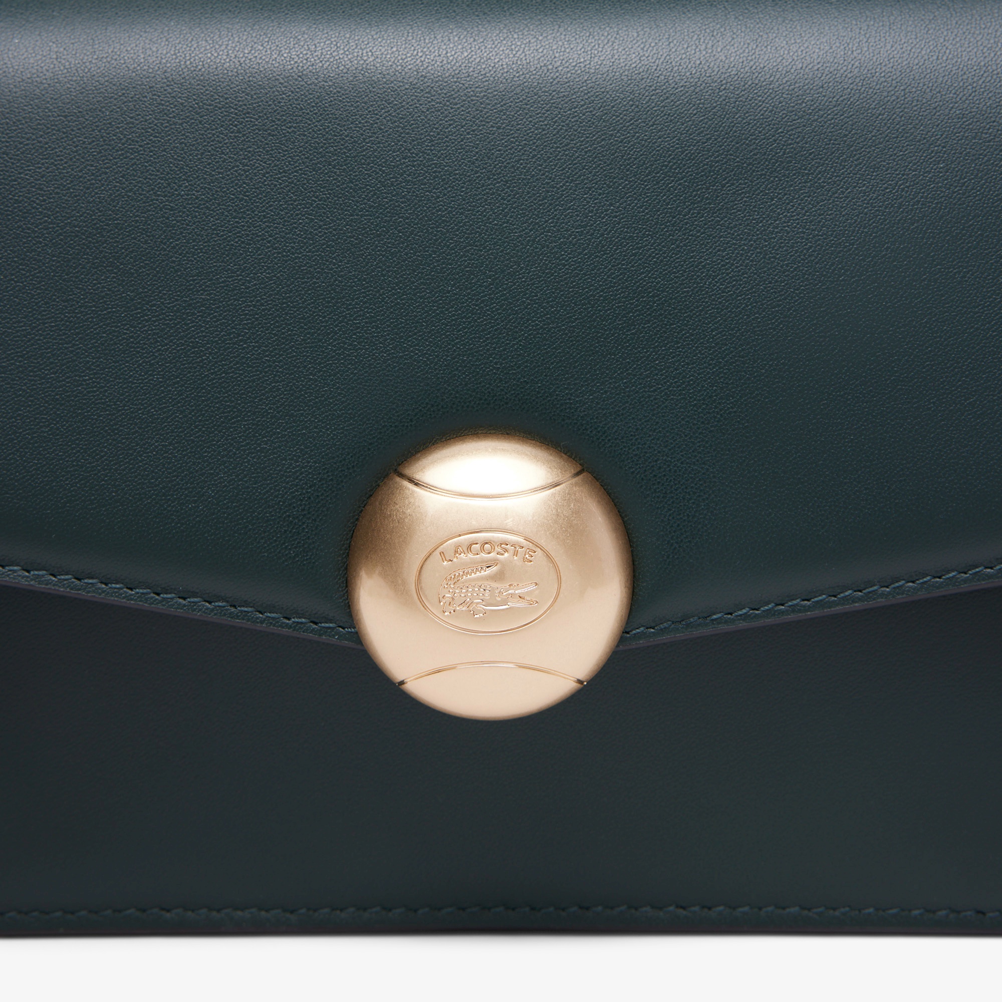 テニスブリス レザーミディアムショルダーバッグ