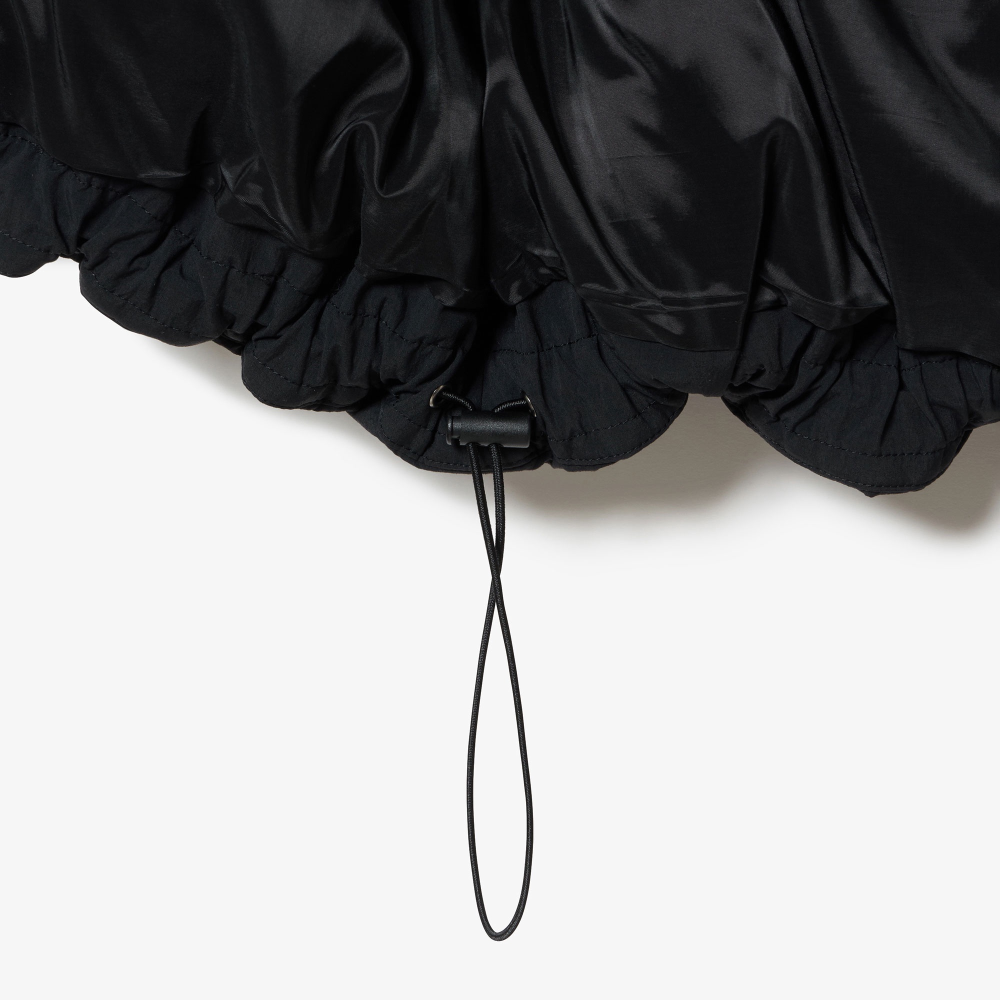 クロップド撥水中綿ベスト