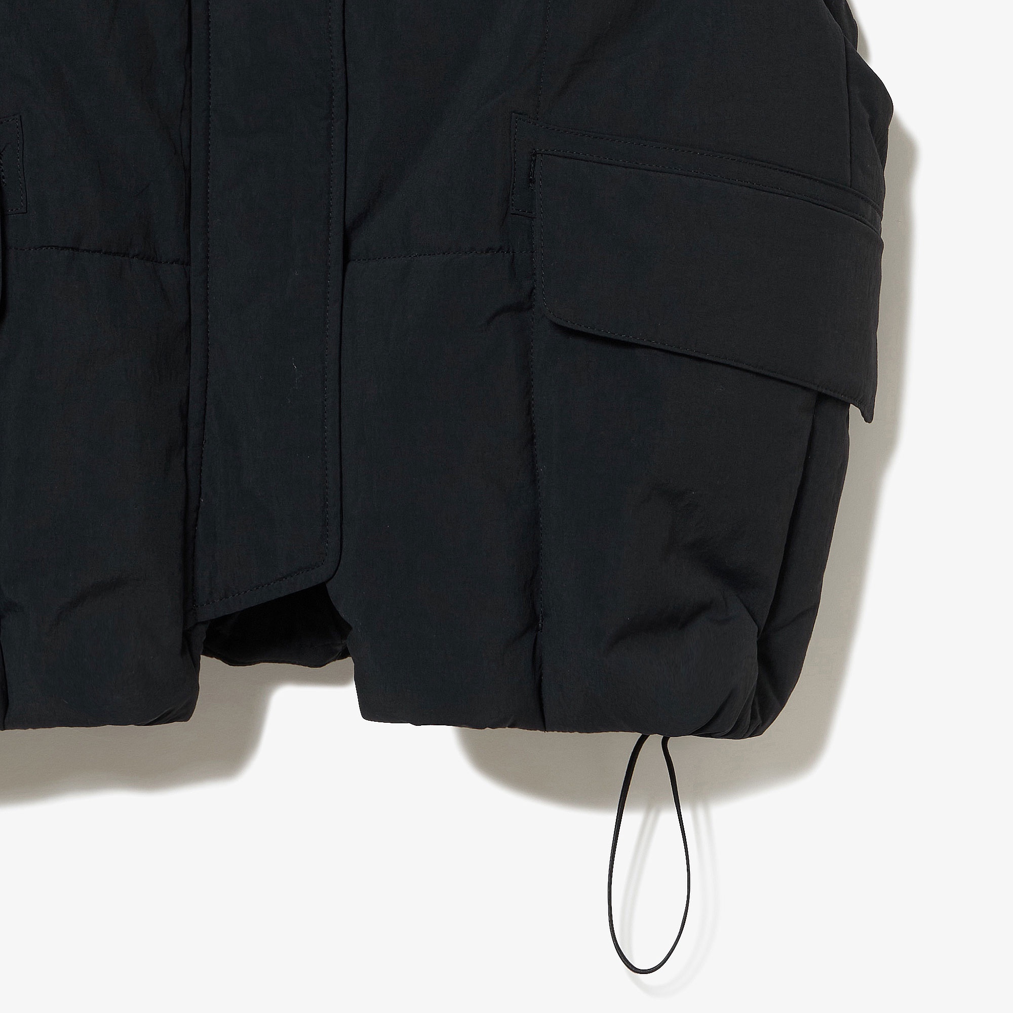 クロップド撥水中綿ベスト