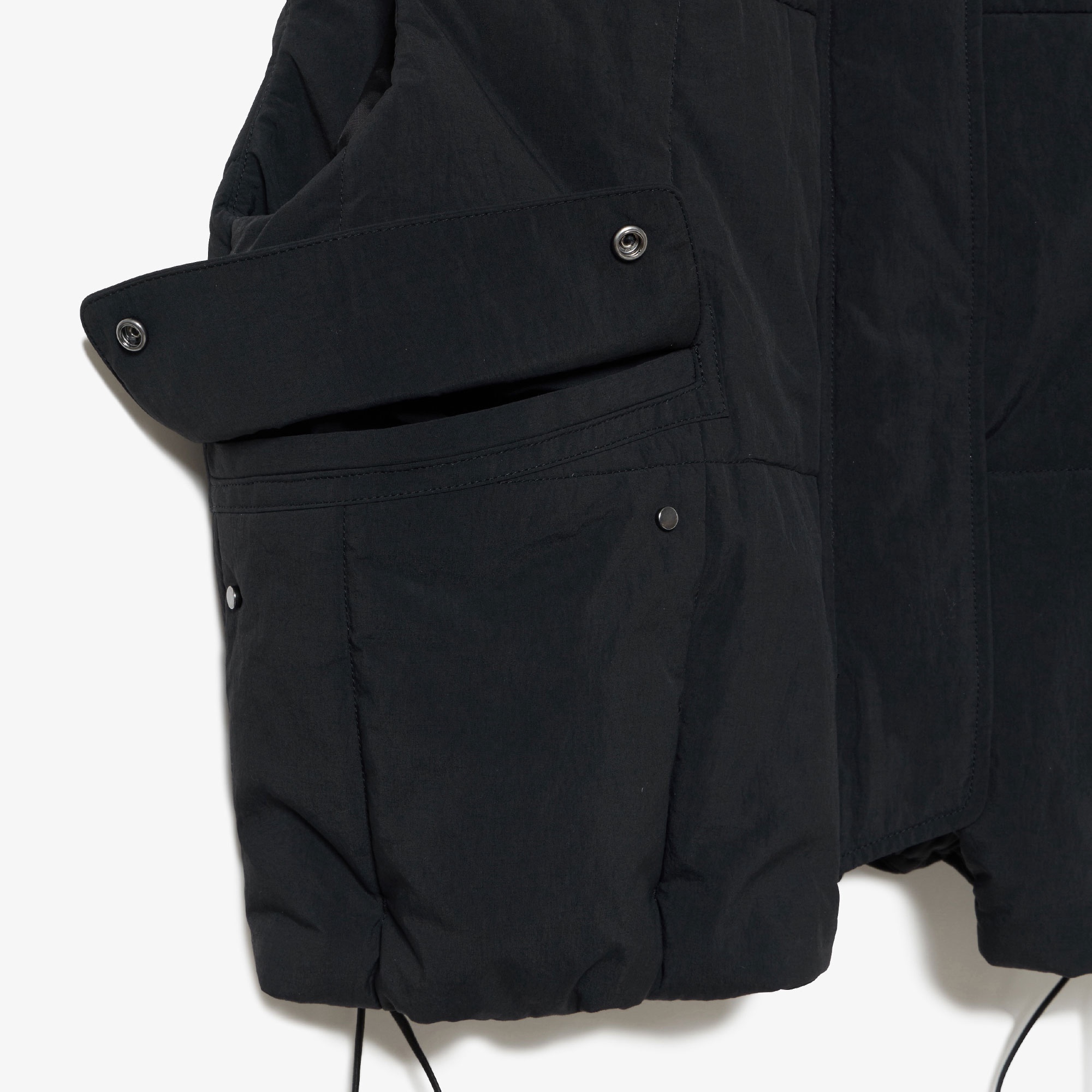 クロップド撥水中綿ベスト