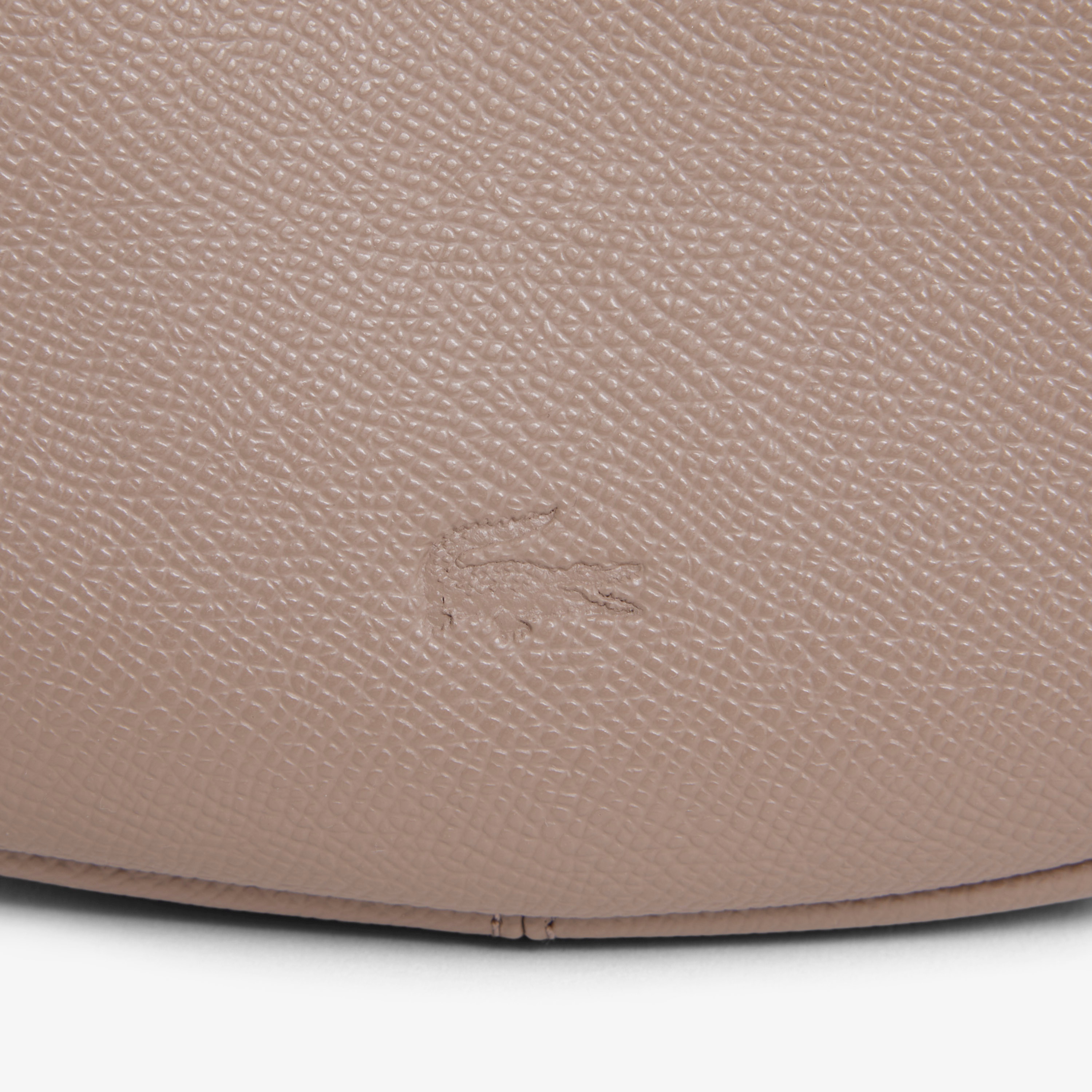 シャンゼリゼ レザーハーフムーンショルダーバッグ