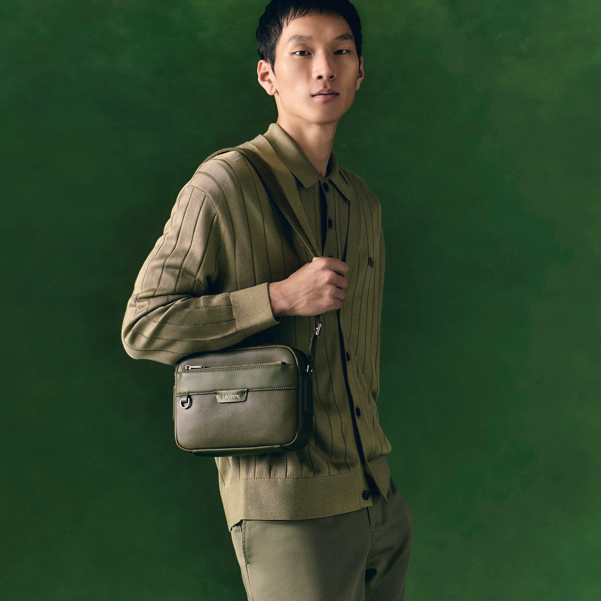 オシアン レザーレポーターバッグ