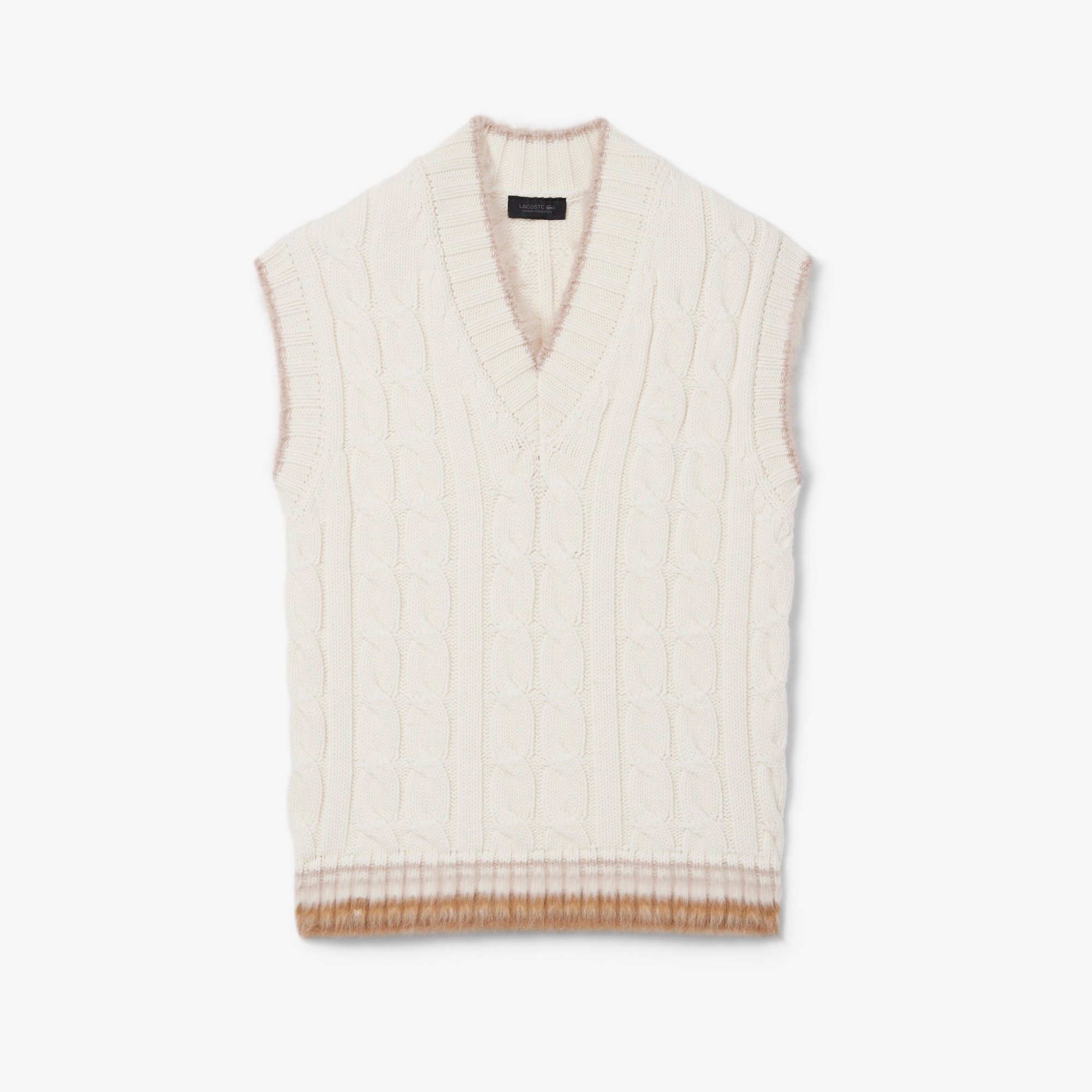 『FW25 Fashion Show』シャギーリブケーブルニットベスト