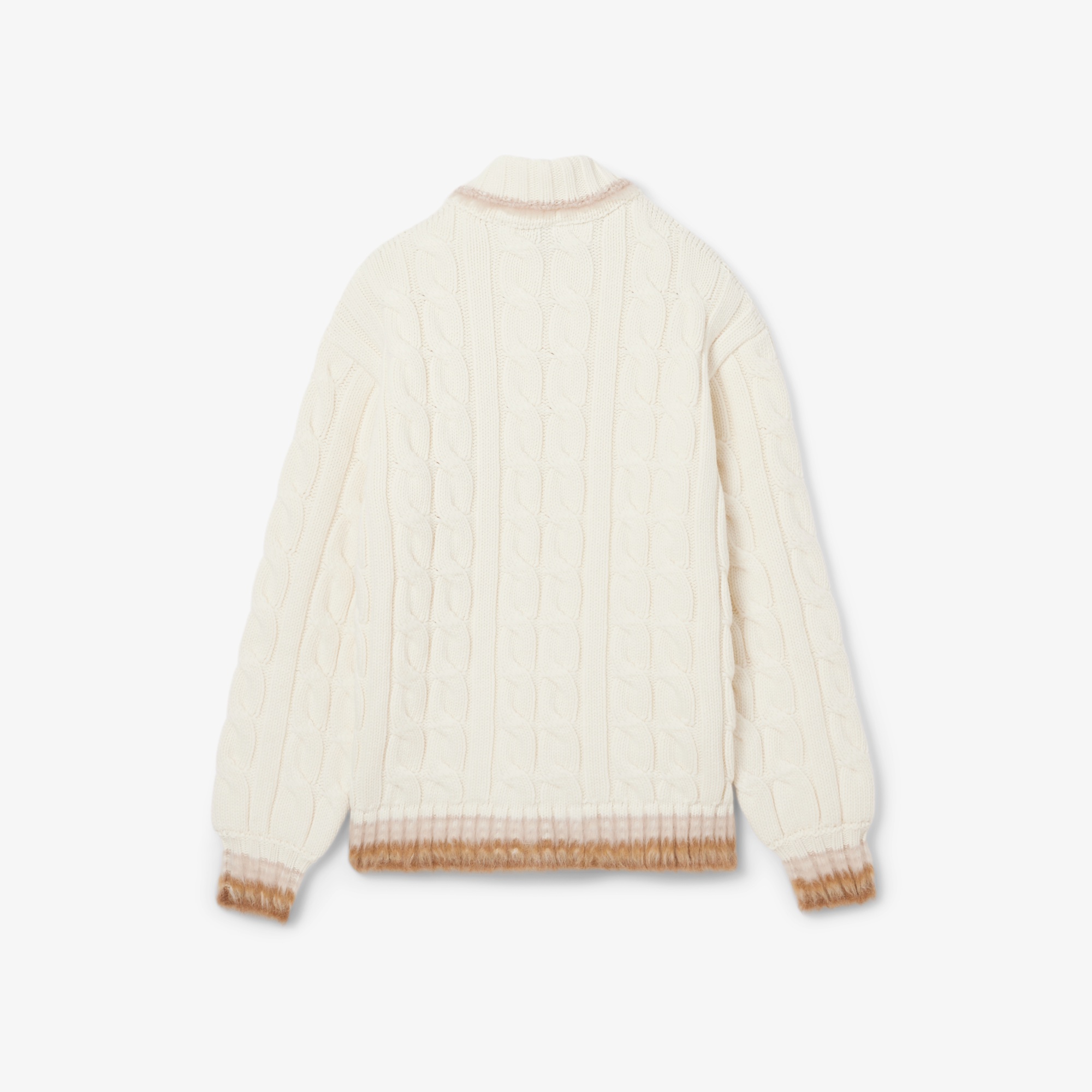 『FW25 Fashion Show』シャギーリブケーブルニットポロカラーセーター