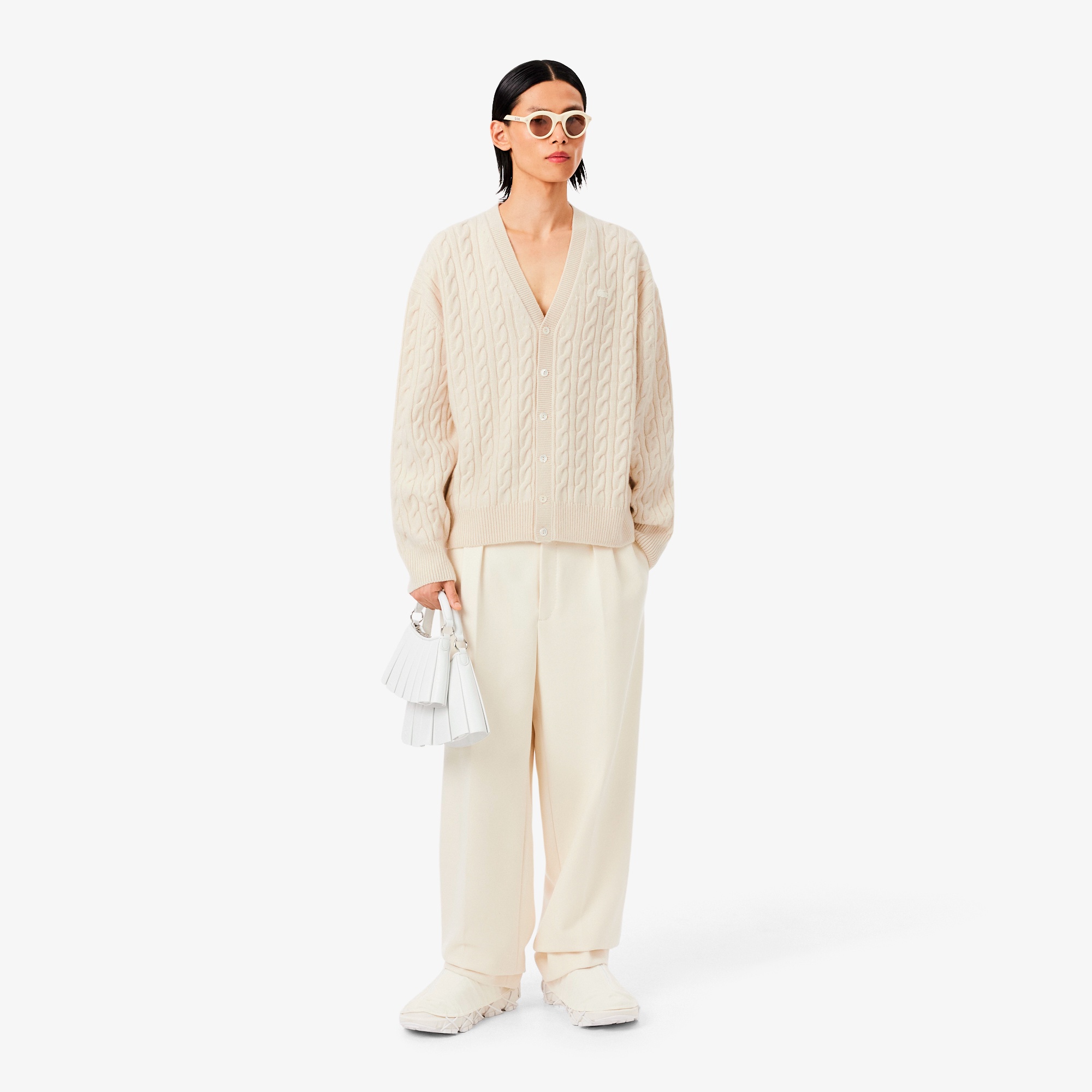 『FW25 Fashion Show』カシミアケーブルニットカーディガン
