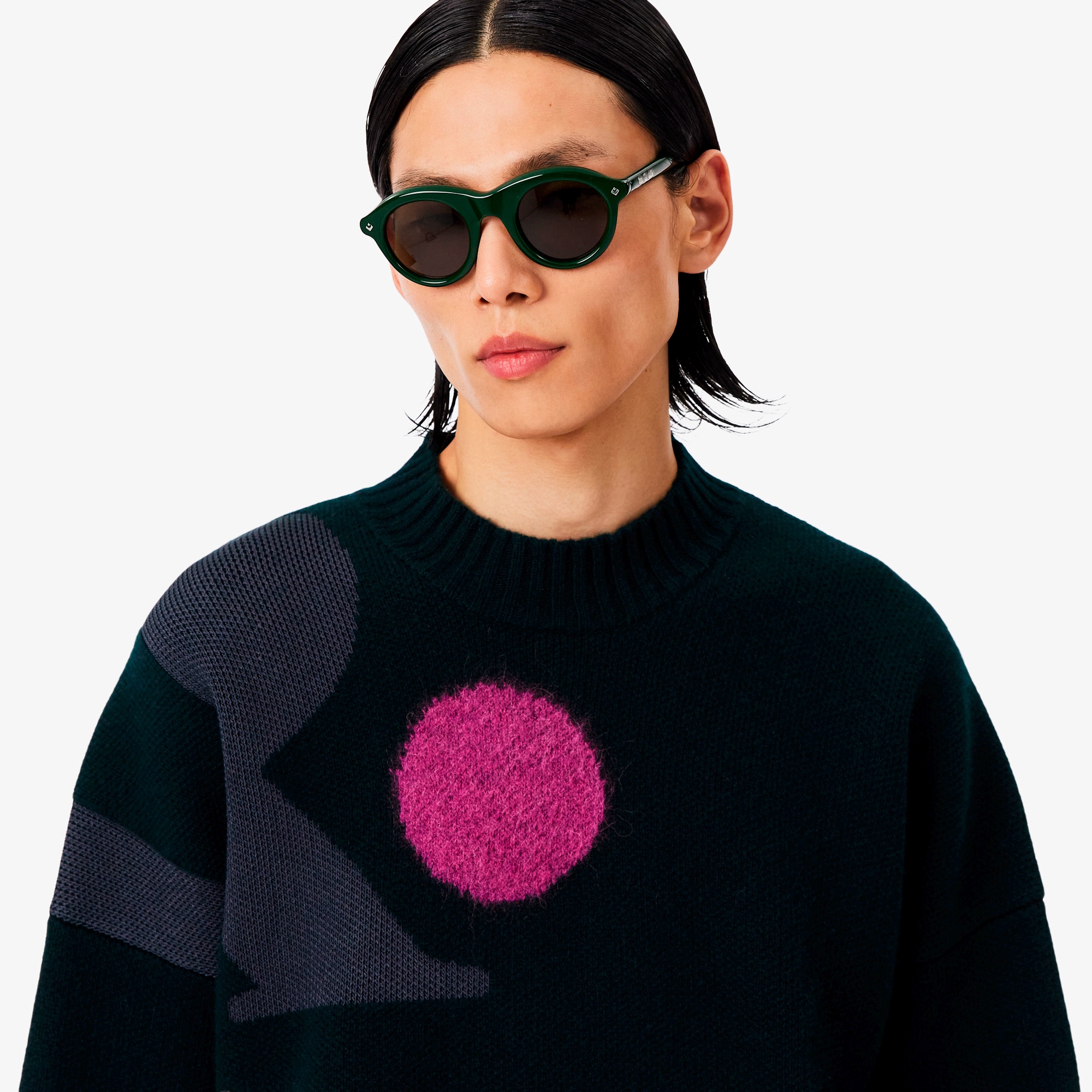 『FW25 Fashion Show』グラフィックジャカードニットセーター