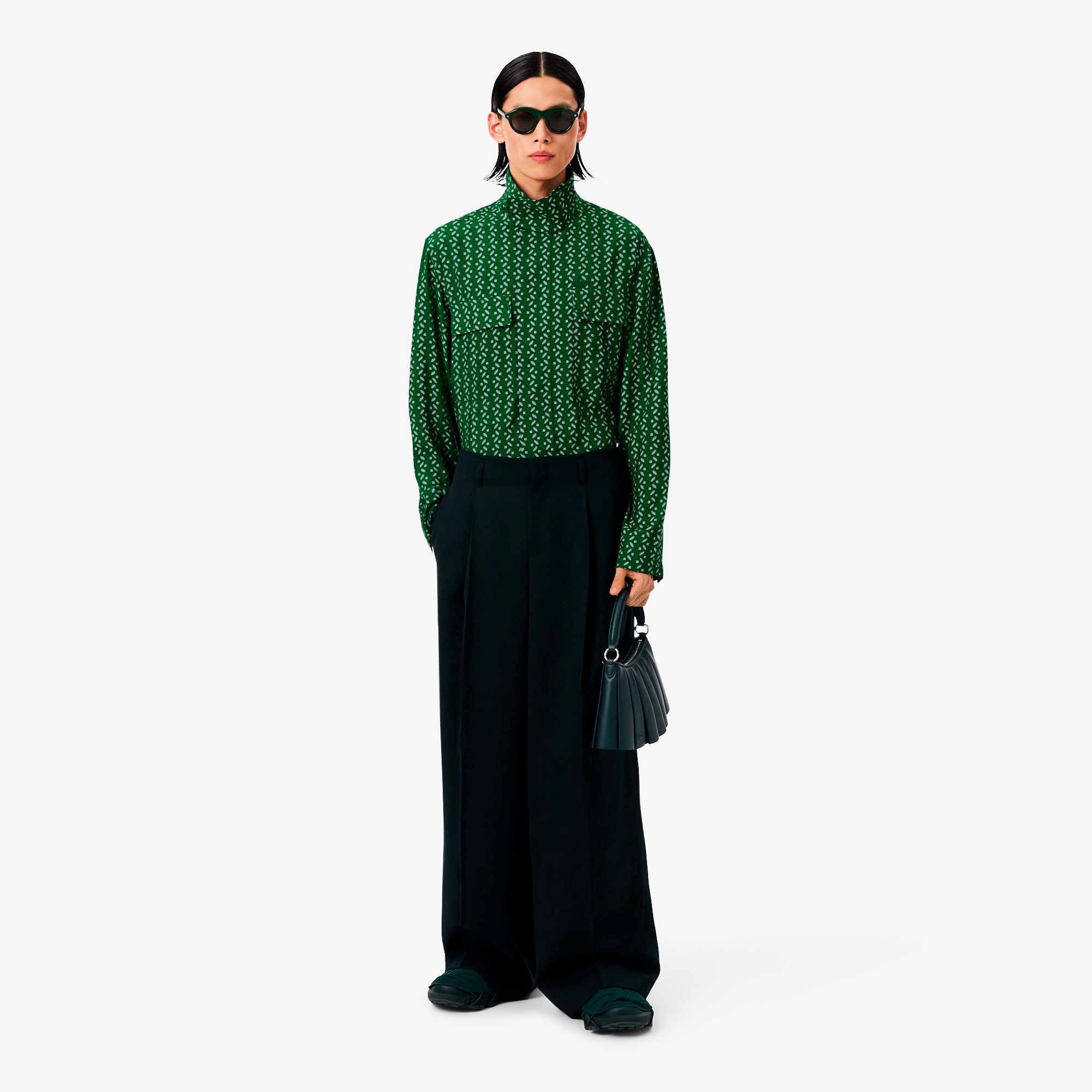 『FW25 Fashion Show』オールオーバーテニスプリントサテンシャツジャケット