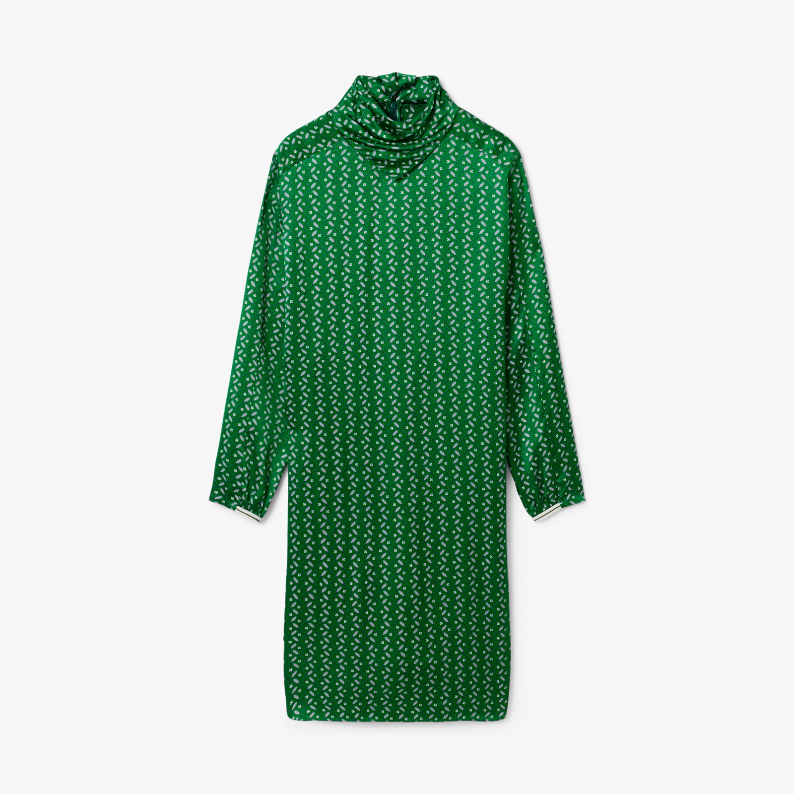 『FW25 Fashion Show』スカーフカラーサテンプリントドレス