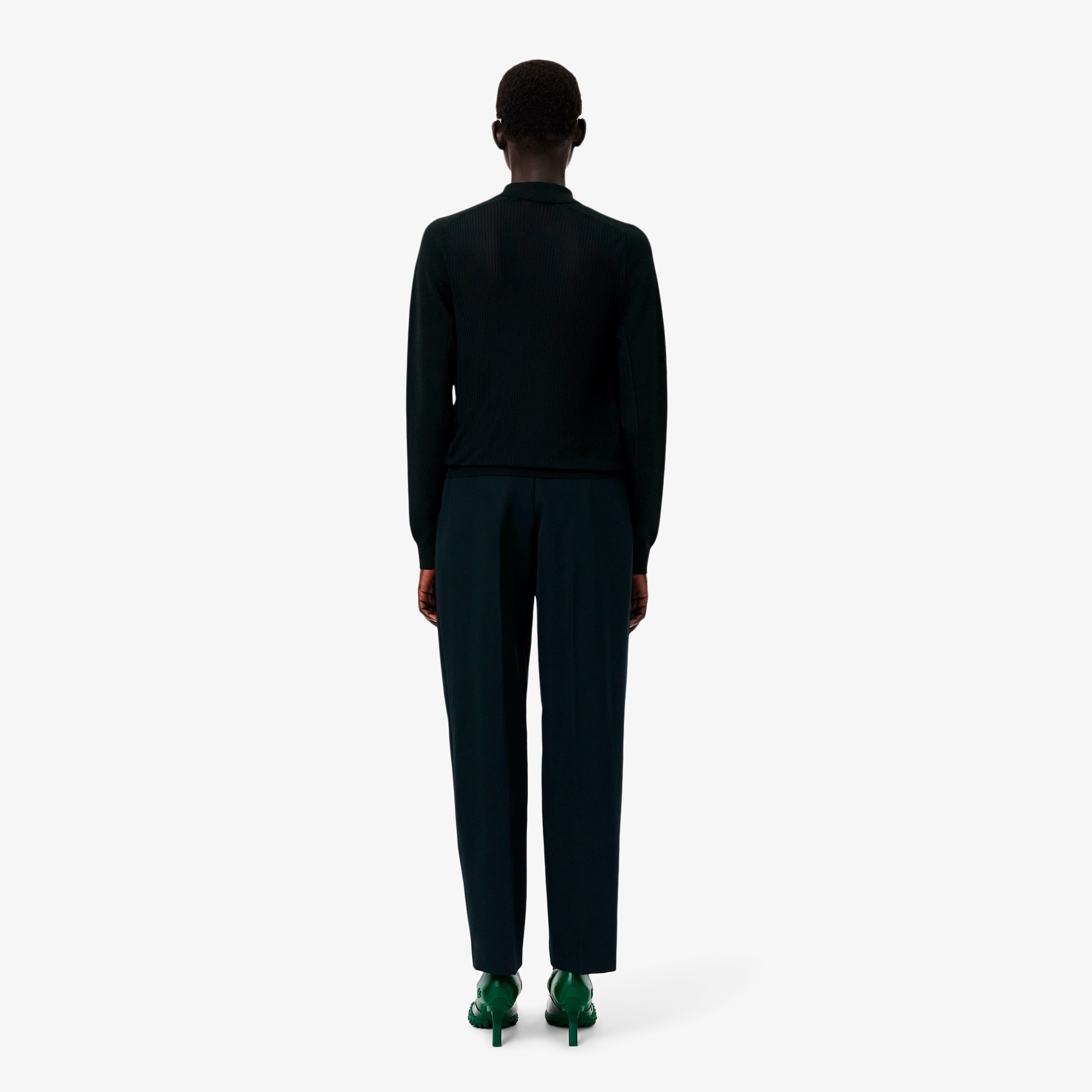 『FW25 Fashion Show』ストレートフィットウールパンツ