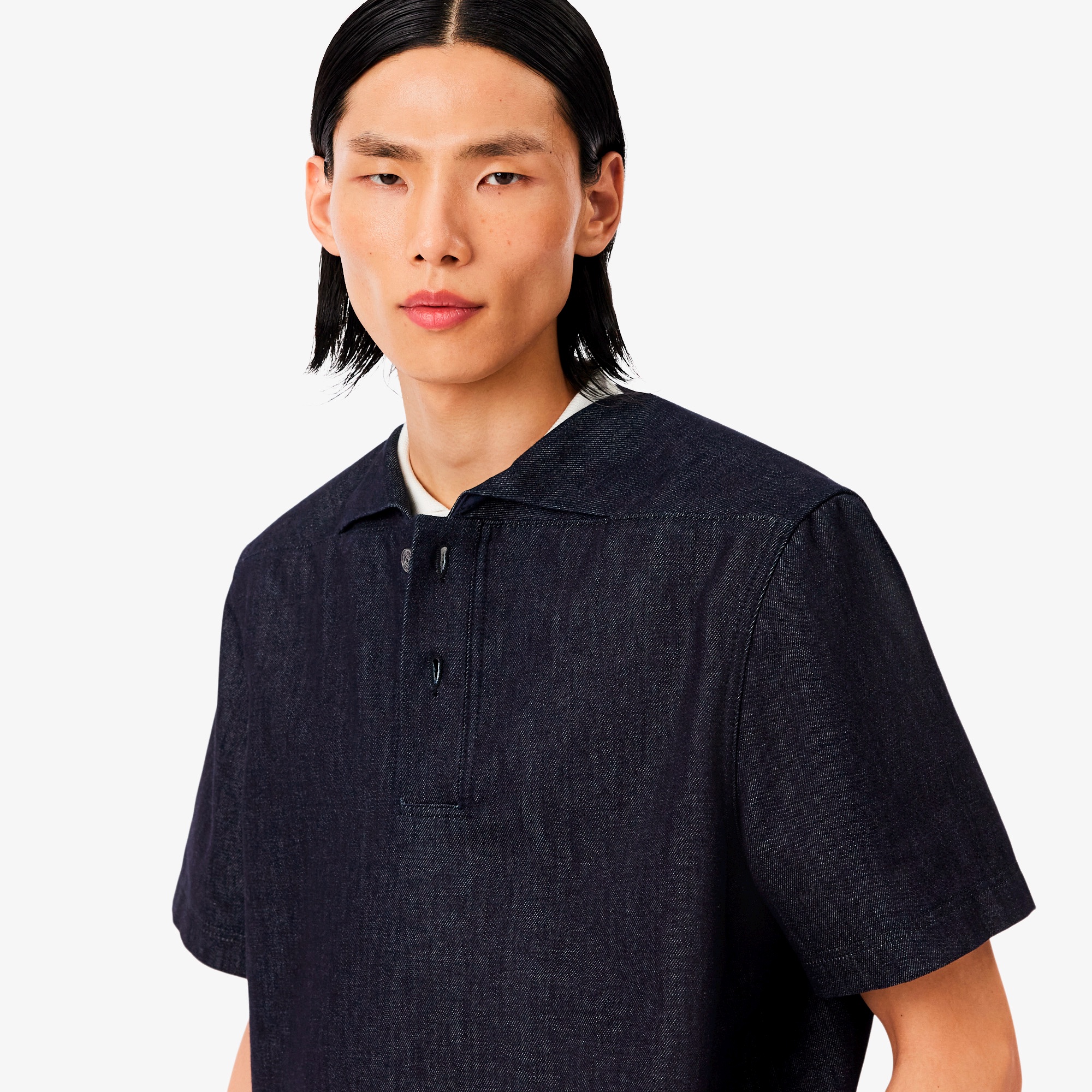 『FW25 Fashion Show』ルーズフィットリジットデニムプルオーバーシャツ
