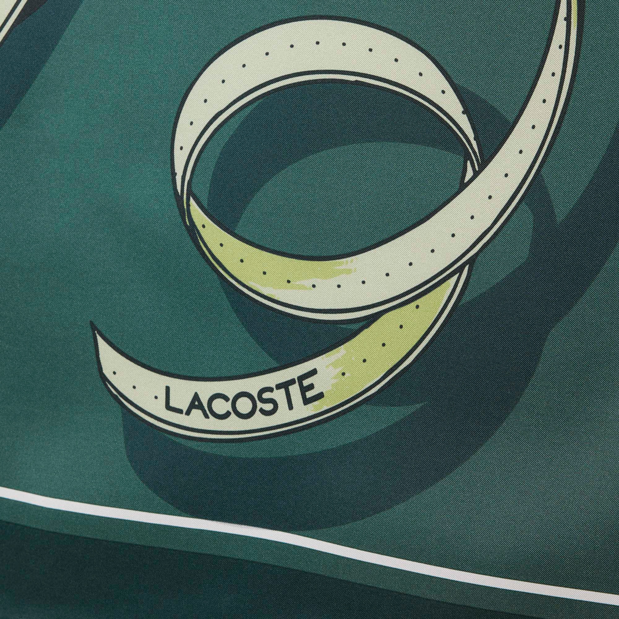 『FW25 Fashion Show』プリントシルクスカーフ