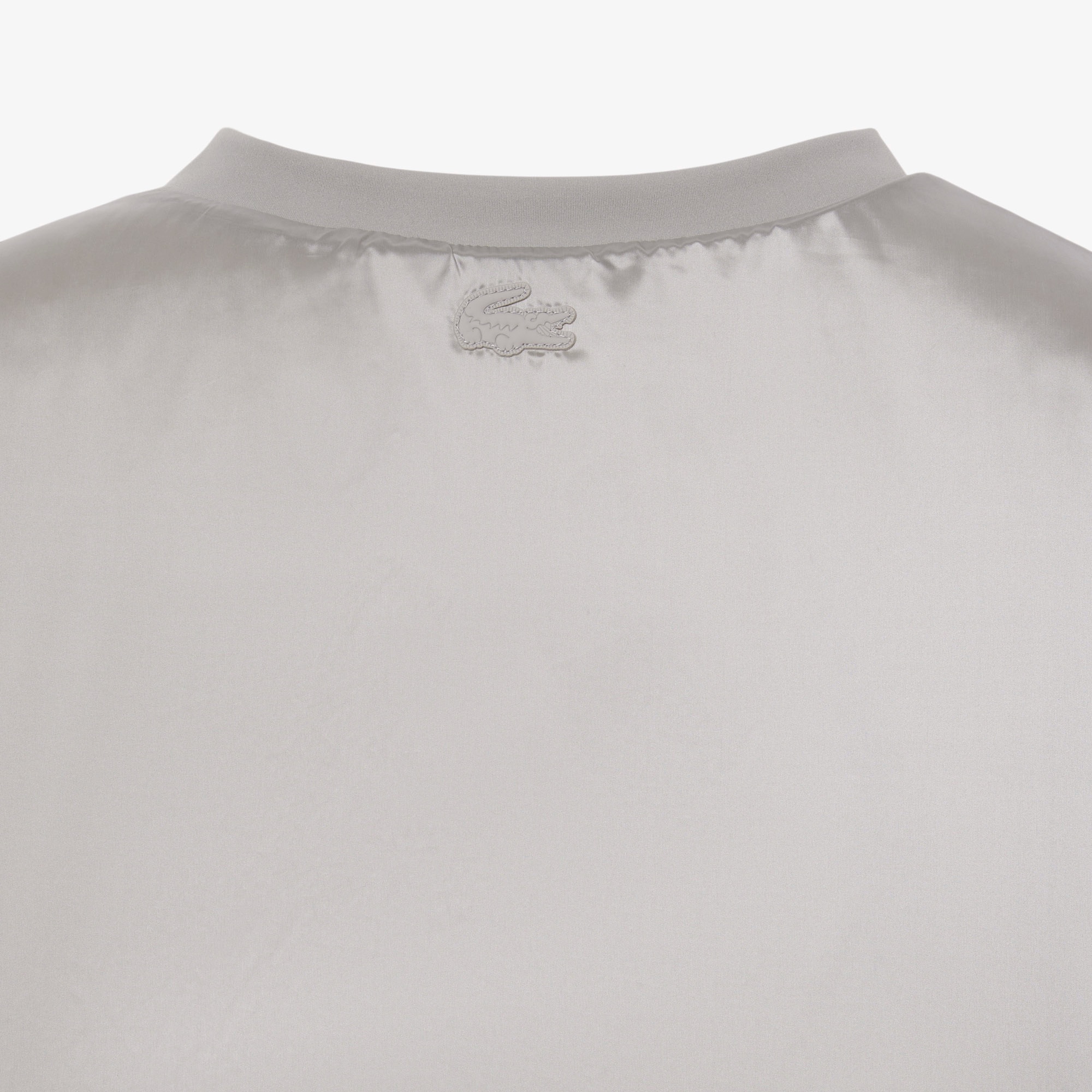 『FW25 Fashion Show』パデッドメタリックTシャツ
