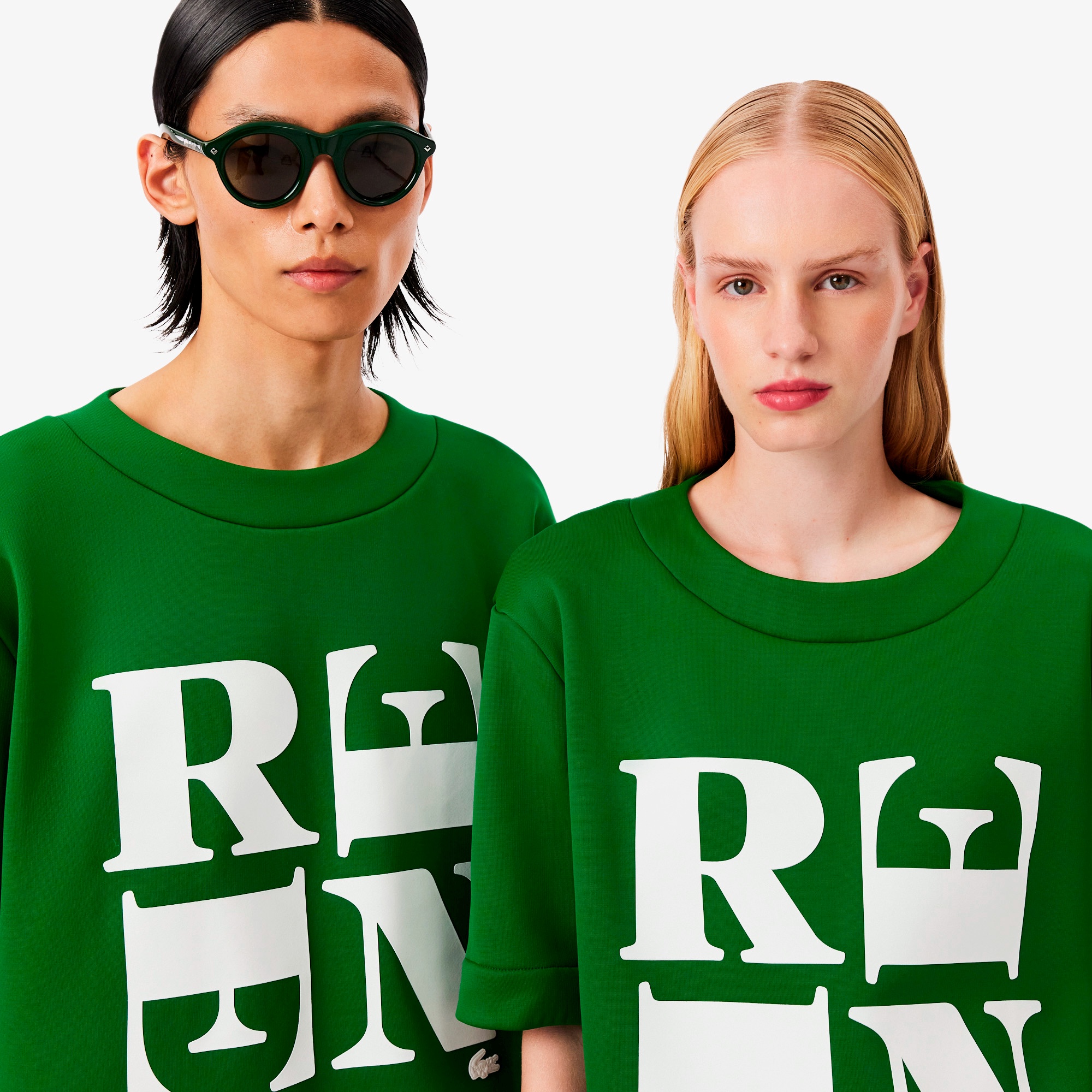 『FW25 Fashion Show』RENEプリントダブルフェイスサテンTシャツ