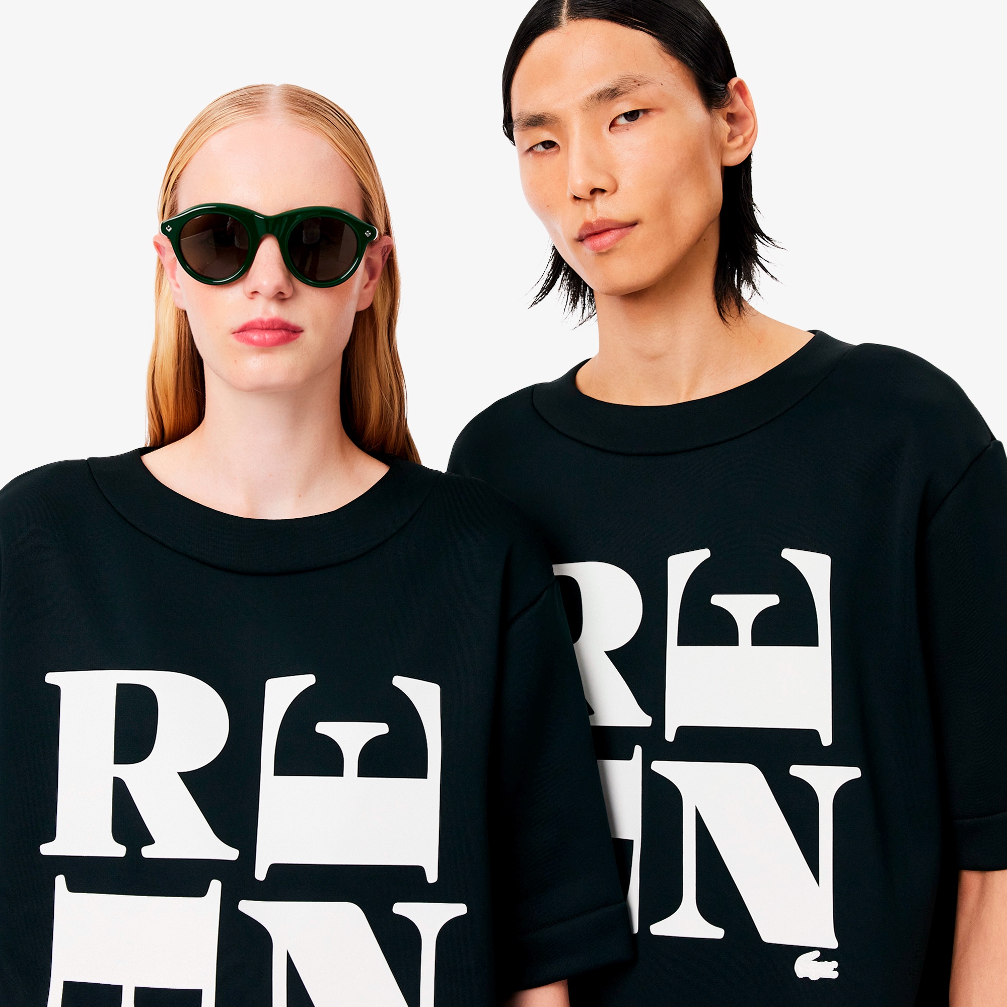 『FW25 Fashion Show』RENEプリントダブルフェイスサテンTシャツ