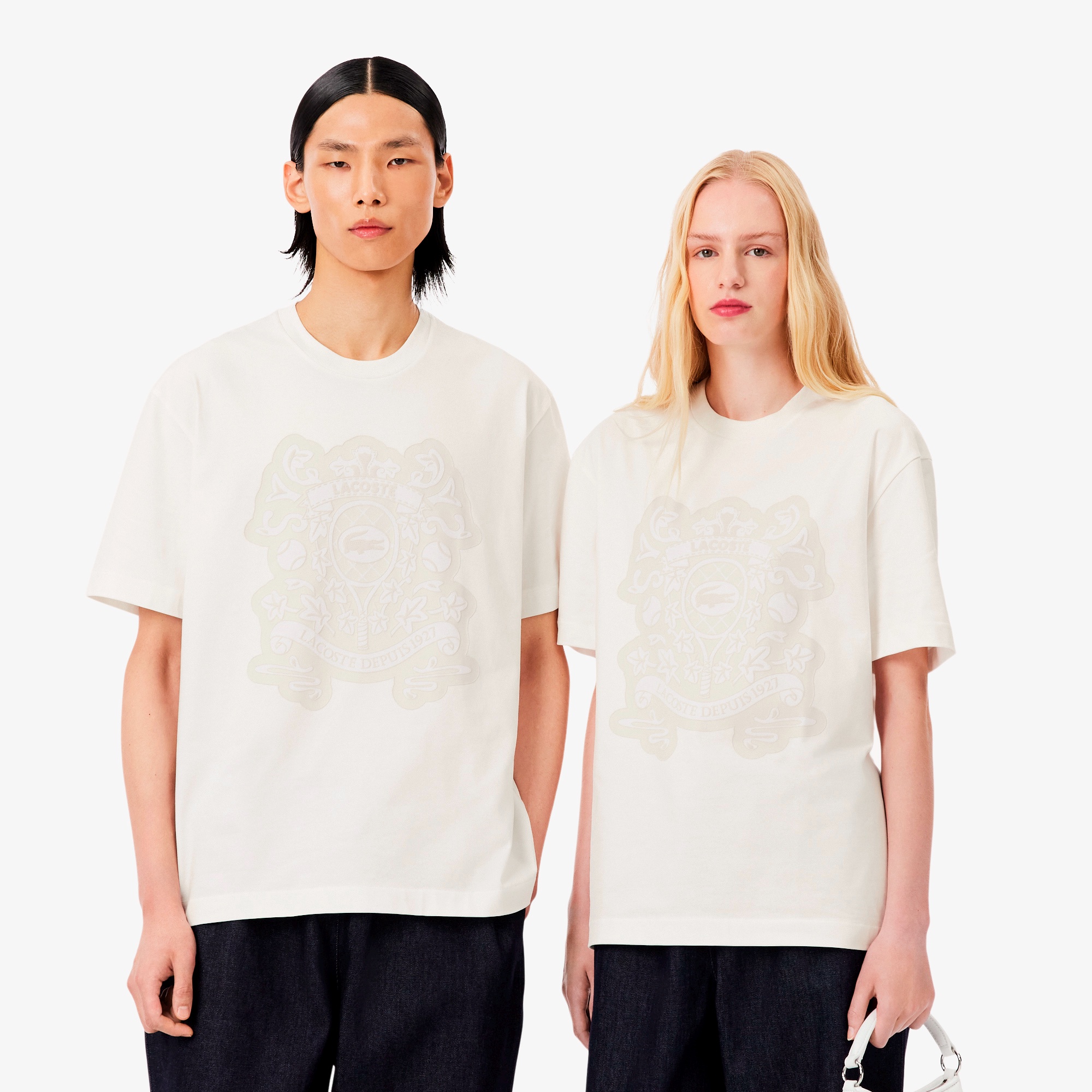 『FW25 Fashion Show』ヘリテージシールドグラフィックTシャツ