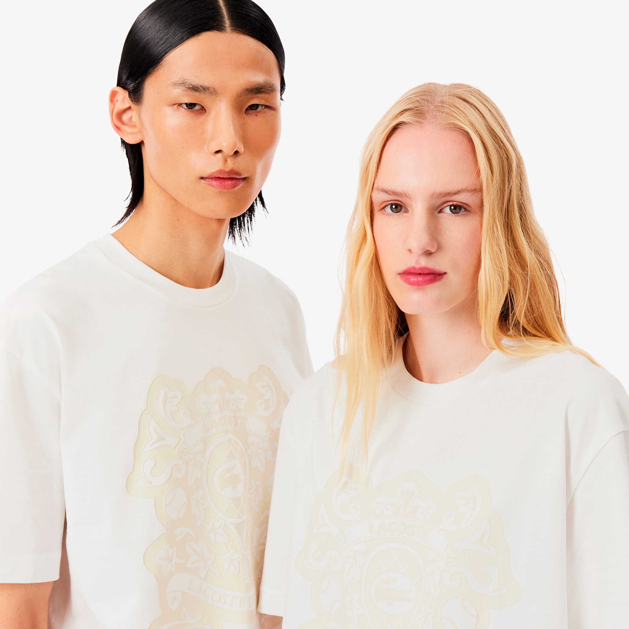 『FW25 Fashion Show』ヘリテージシールドグラフィックTシャツ