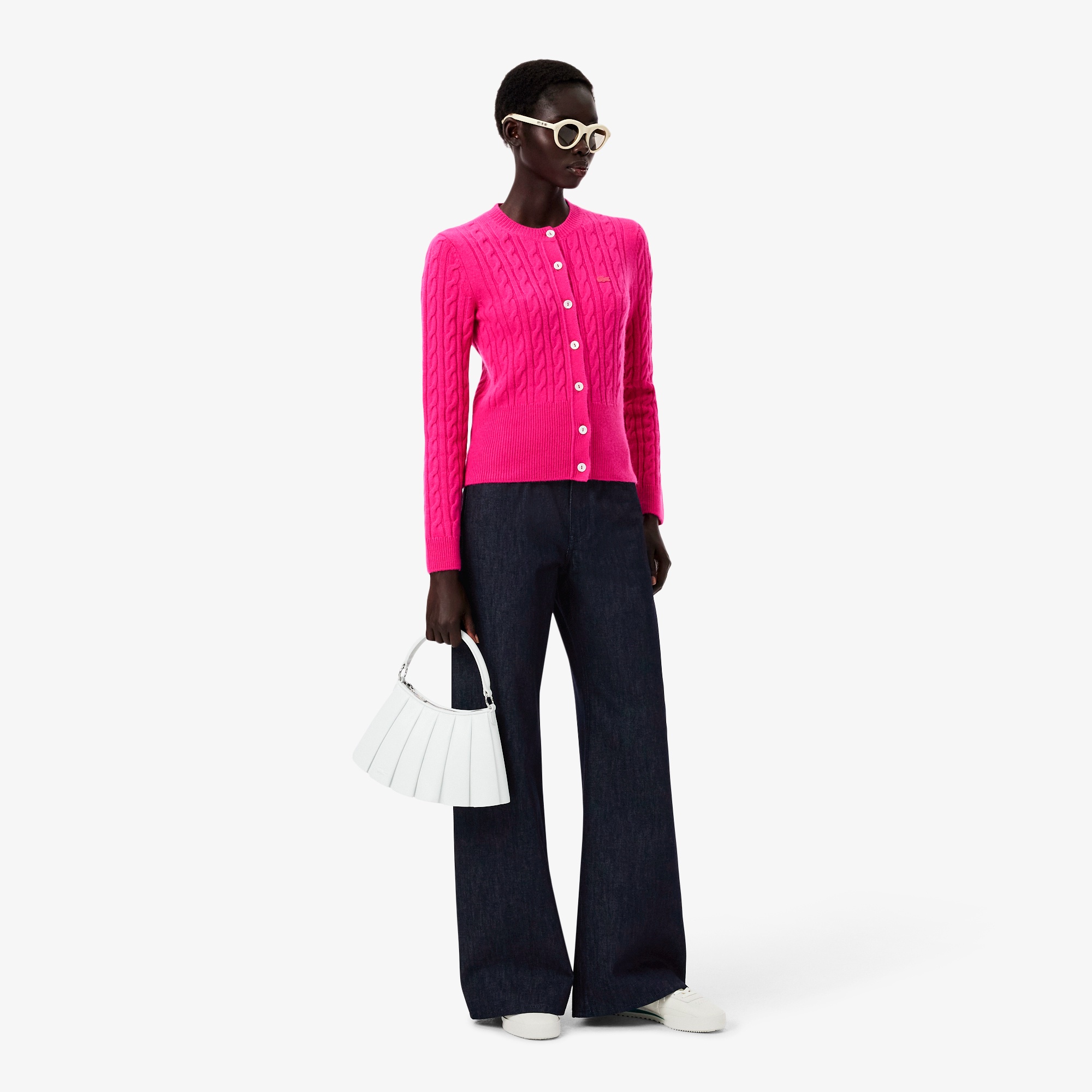 『FW25 Fashion Show』ワイドレッグストレートデニムパンツ