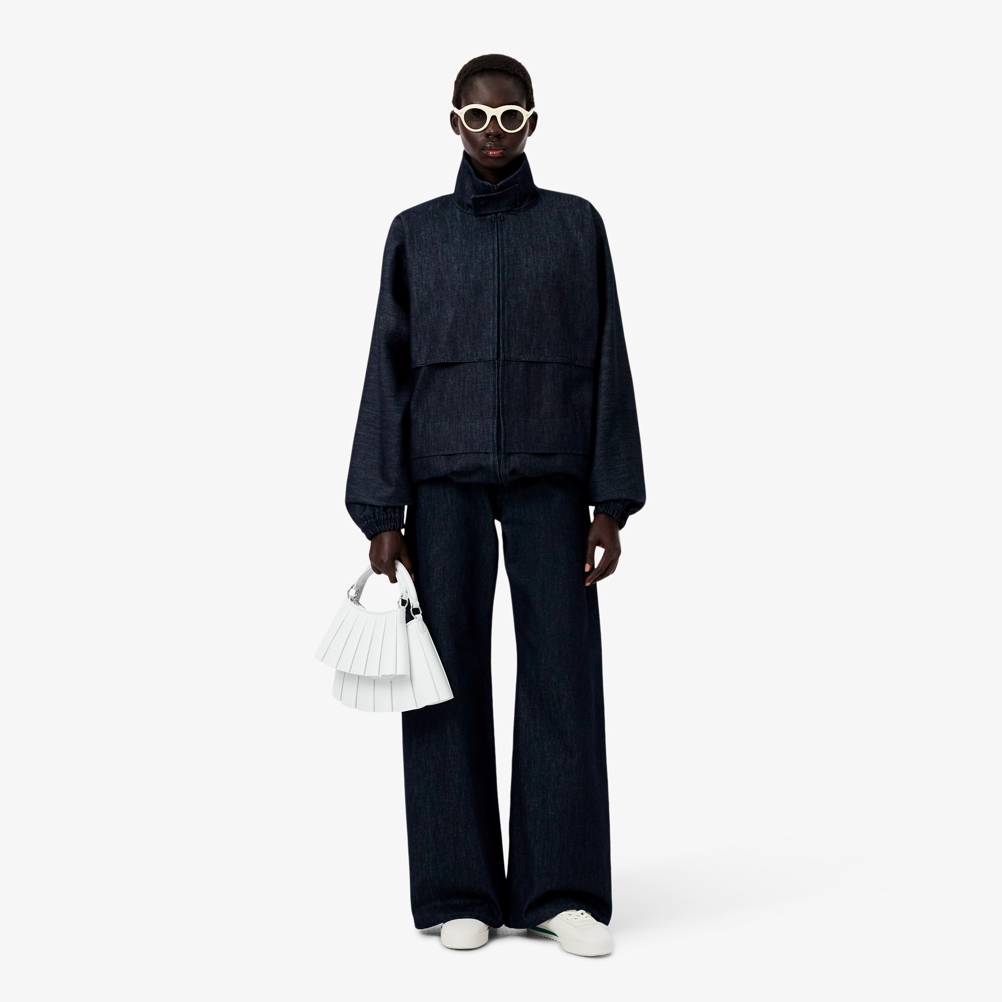 『FW25 Fashion Show』レディース AURA RWY 1 225 SFA
