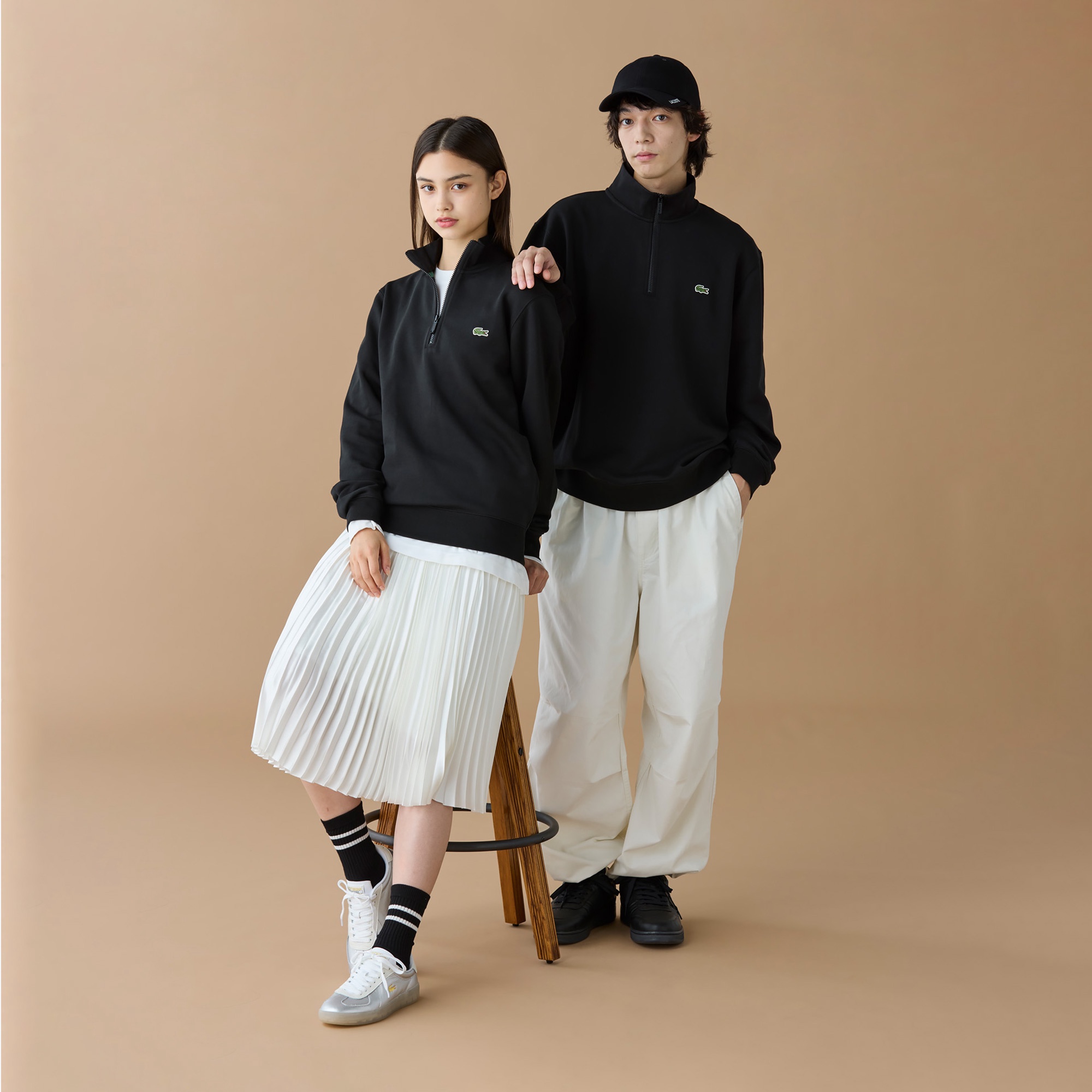 ハイネックハーフジップスウェット