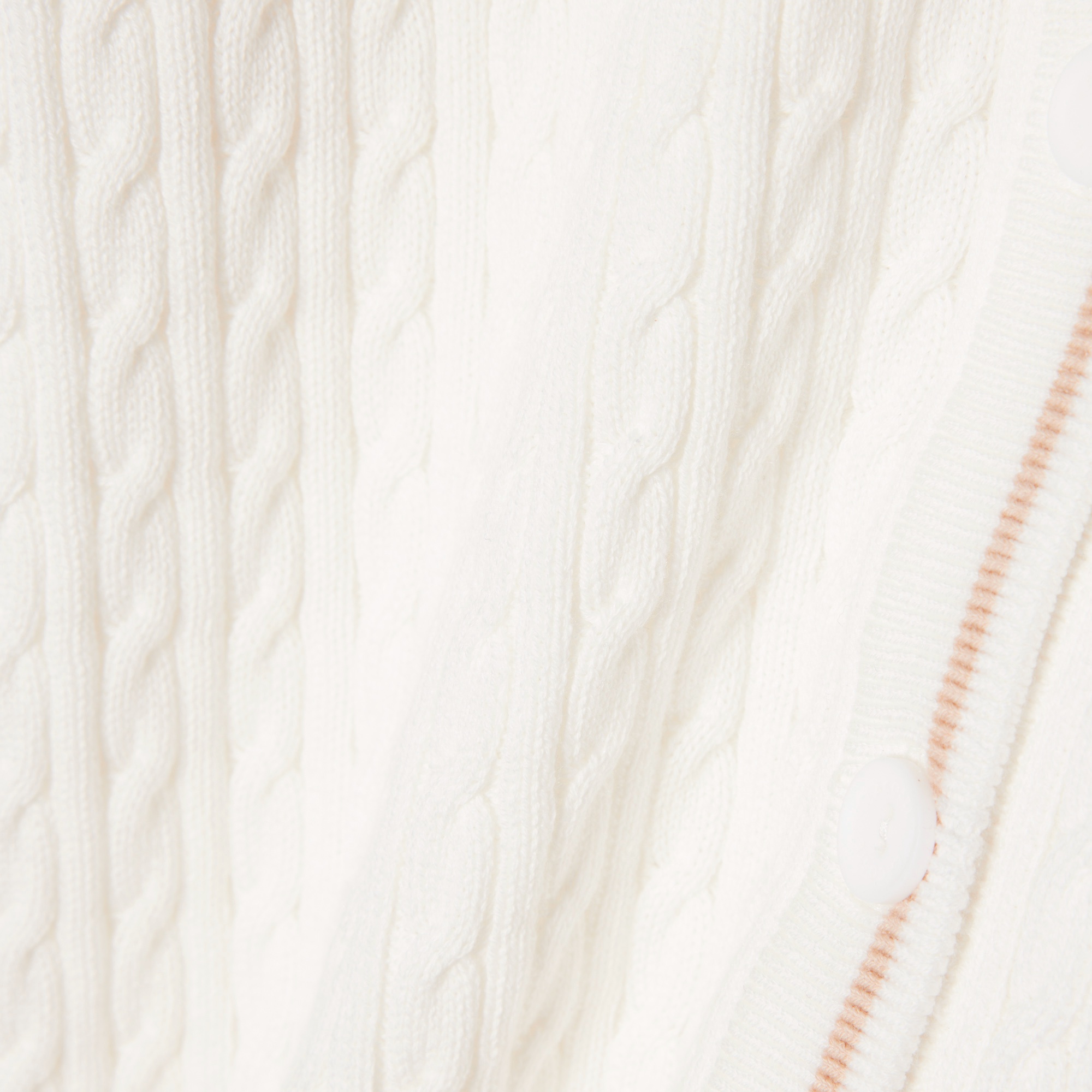 ケーブルニットカーディガン