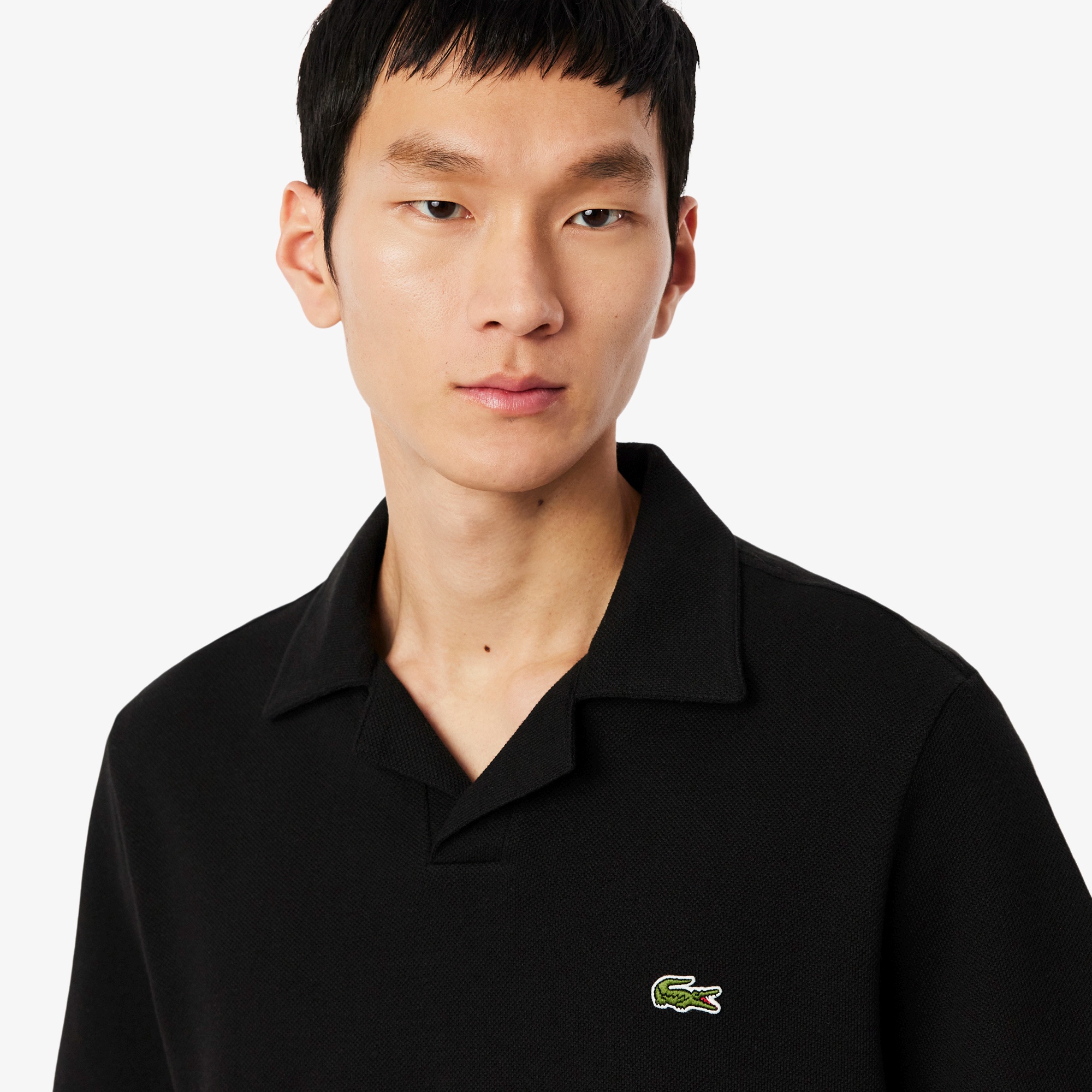 オープンカラーネックポロシャツ