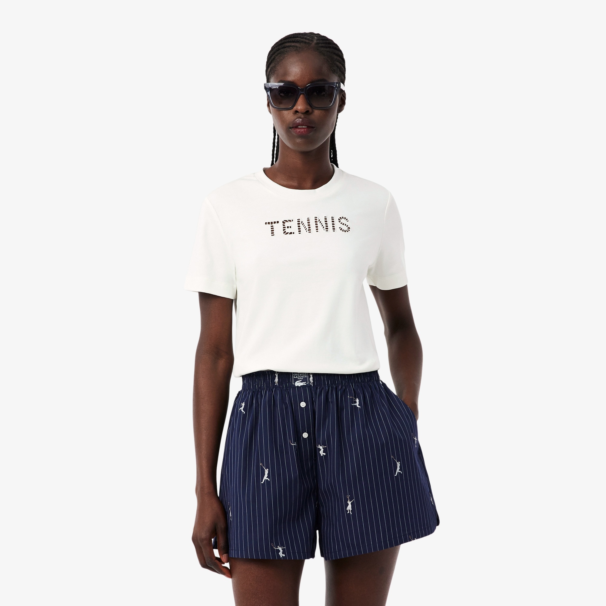 カットワークテニス刺しゅうTシャツ