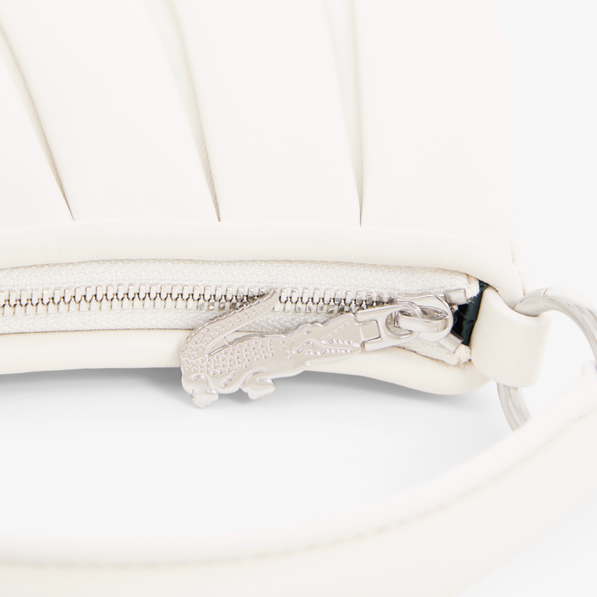 『FW25 Fashion Show』ランラン レザープリーツトートミニバッグ