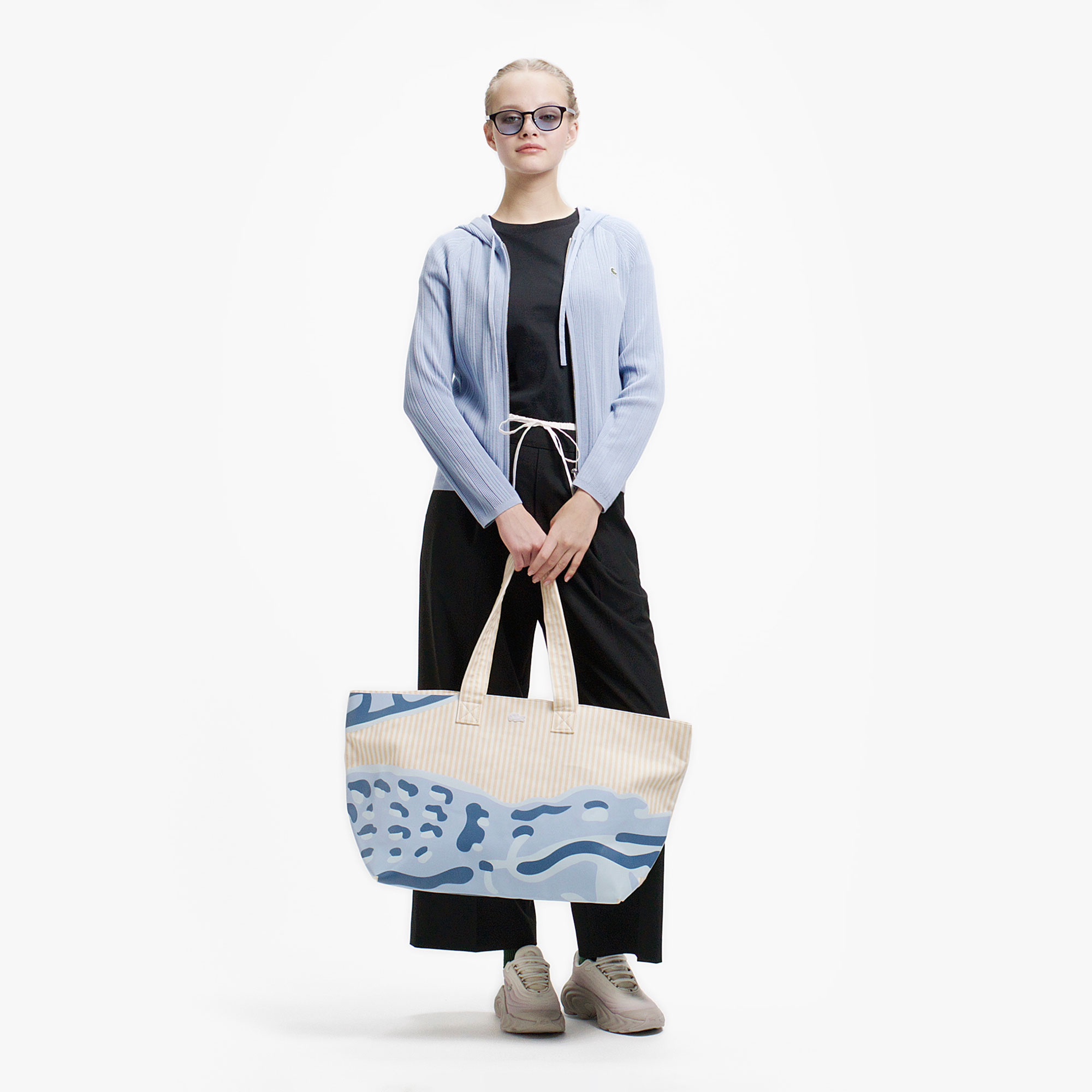 ランダムピッチリブニットジップフーディー