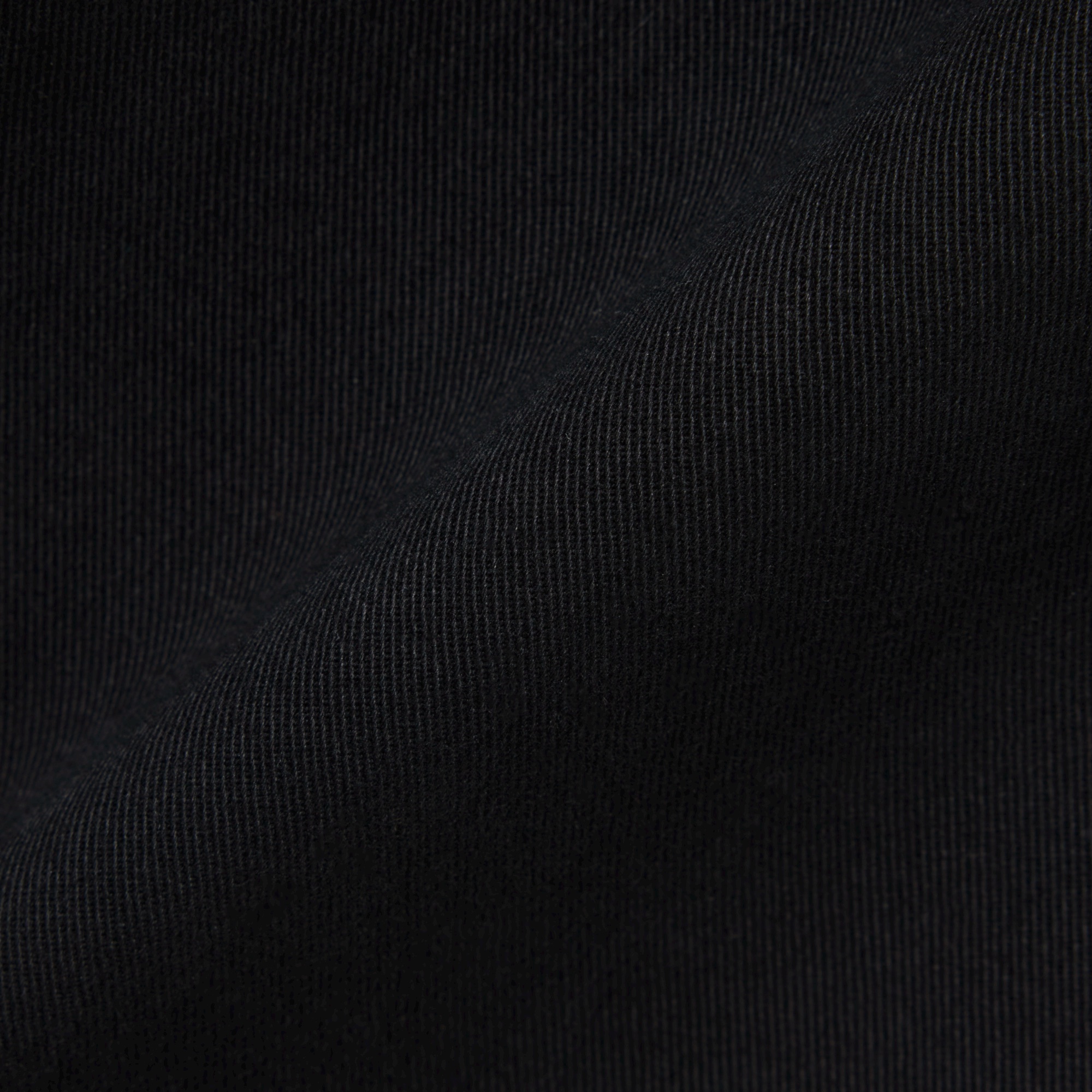 スリムフィットテーパードストレッチチノパンツ