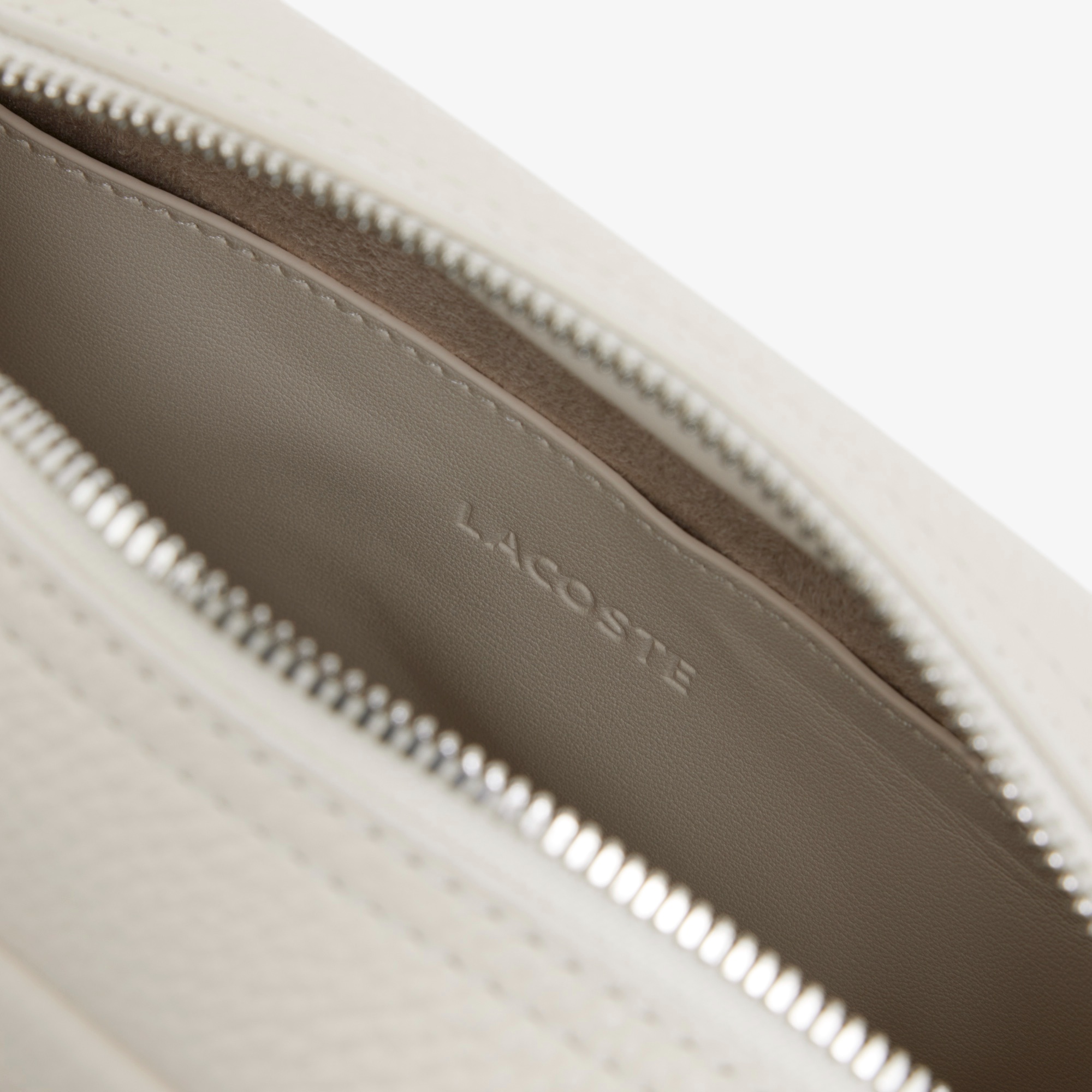 クラブ ラコステ グレインレザー コンパクトショルダーバッグ