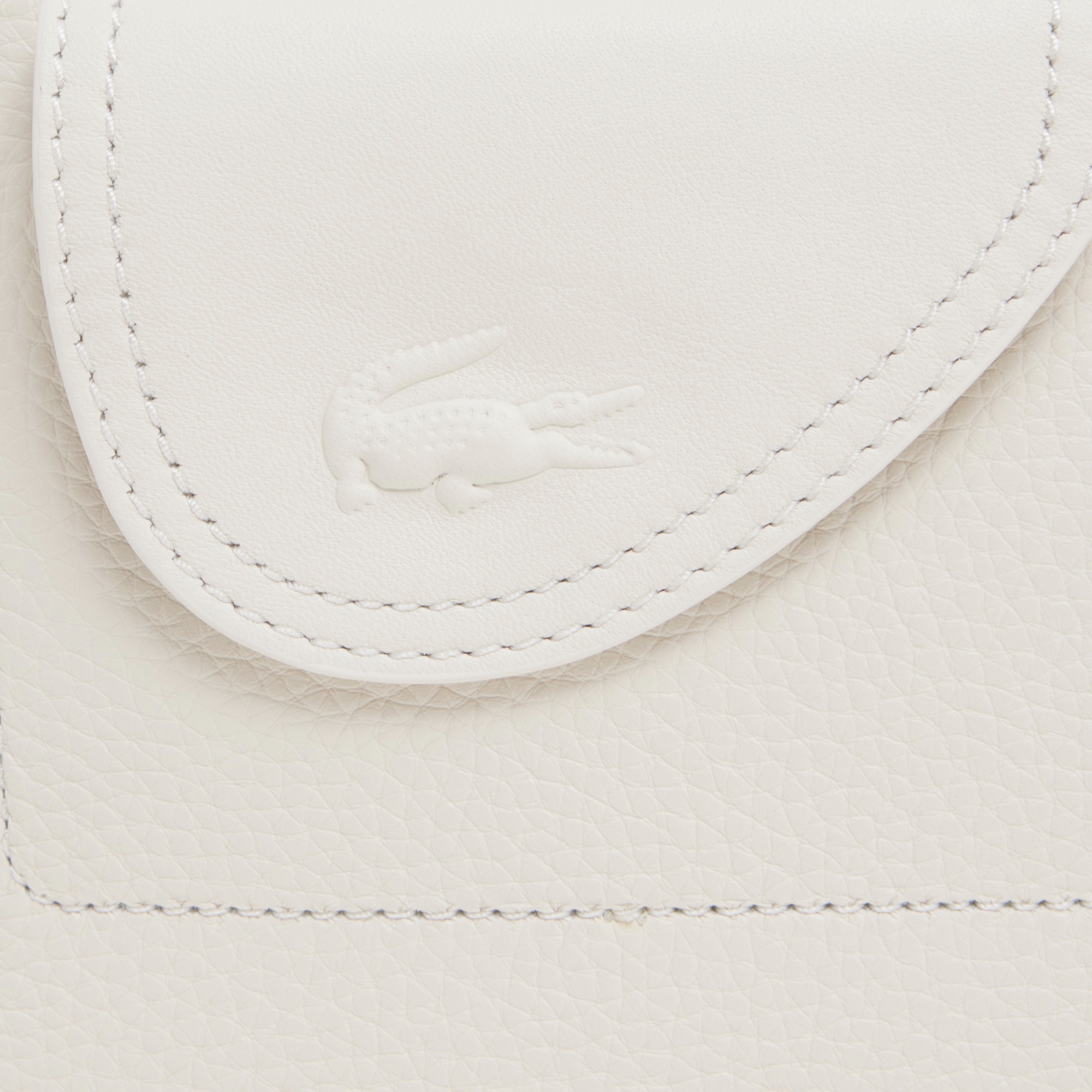 クラブ ラコステ グレインレザー コンパクトショルダーバッグ