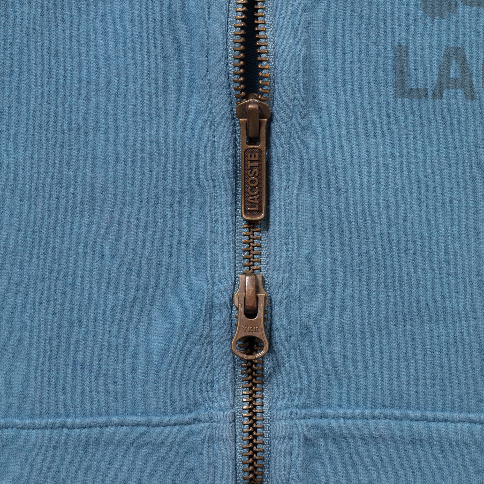 ビンテージエフェクト ロゴジップフーディー