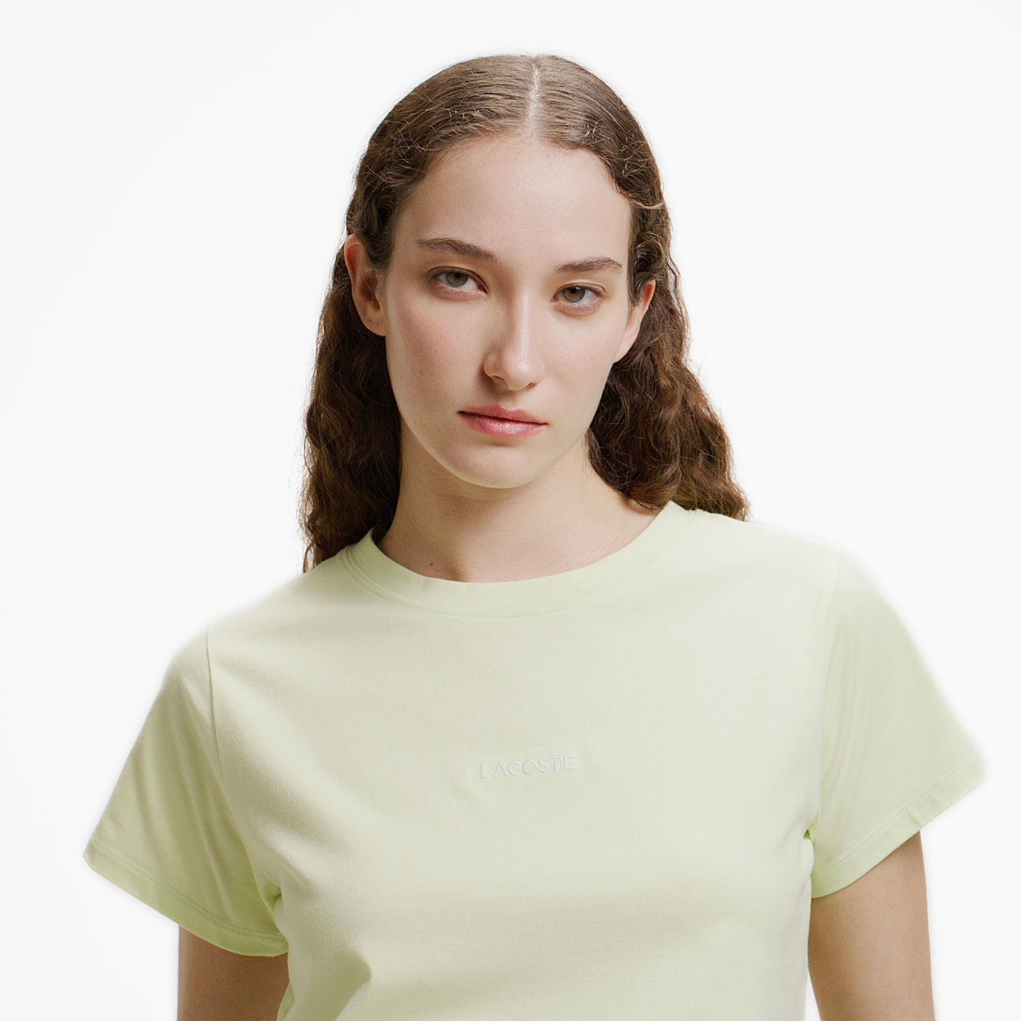 コンパクトブランドネームロゴTシャツ