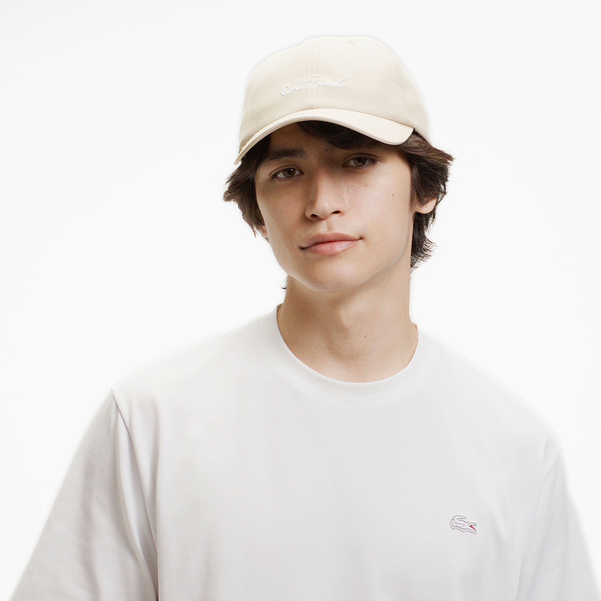 ワンポイントロゴクルーネックTシャツ