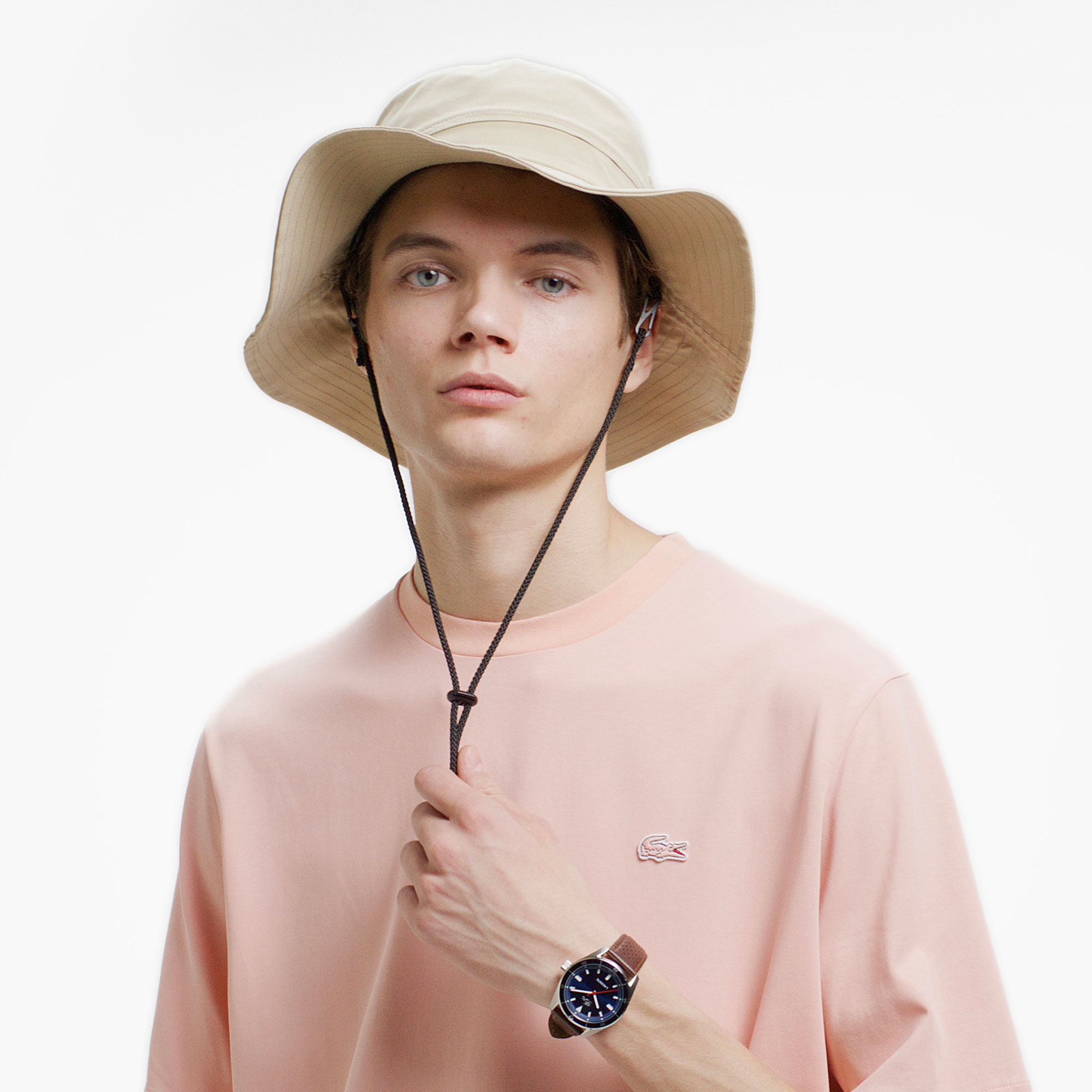 ワンポイントロゴクルーネックTシャツ