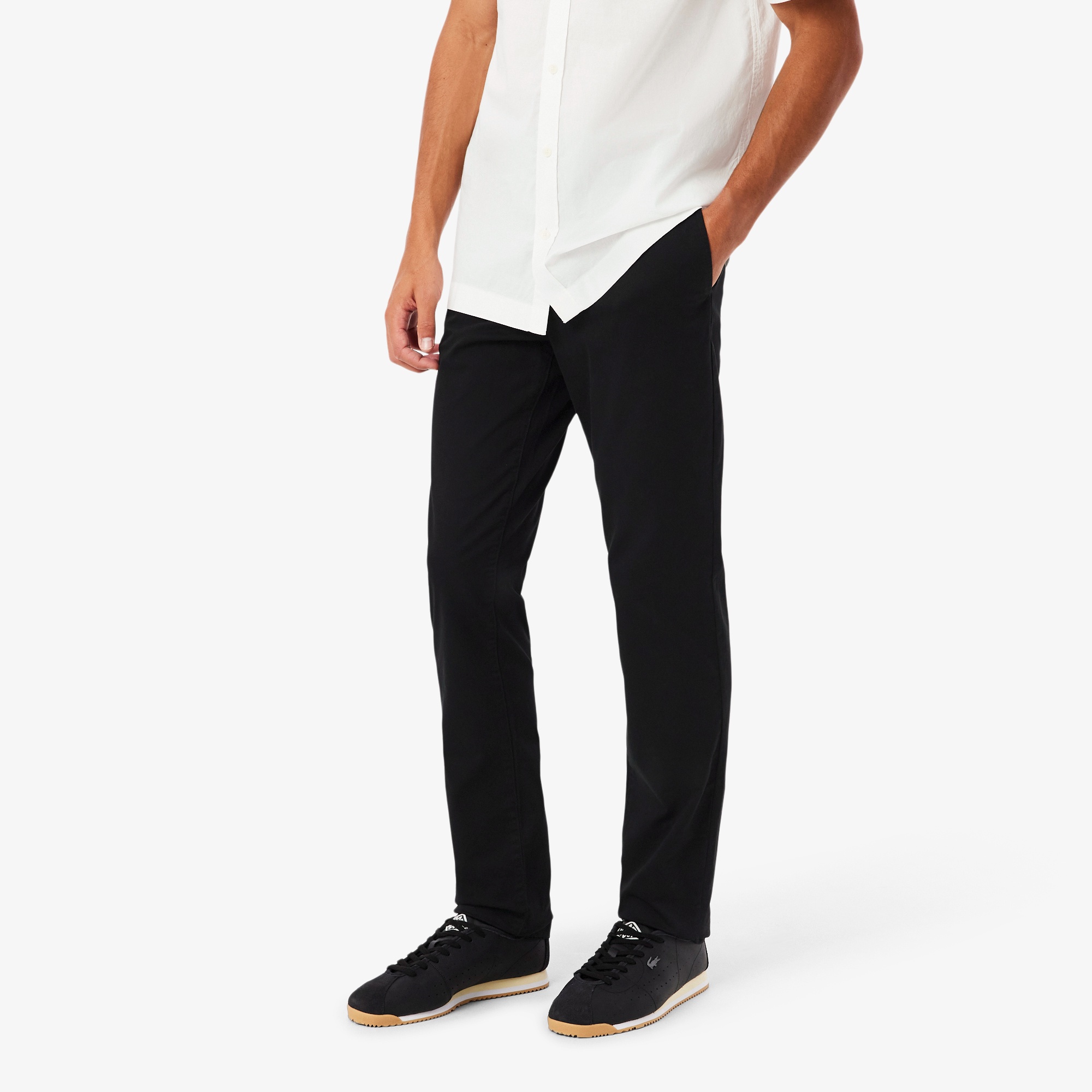 スリムフィットテーパードストレッチチノパンツ