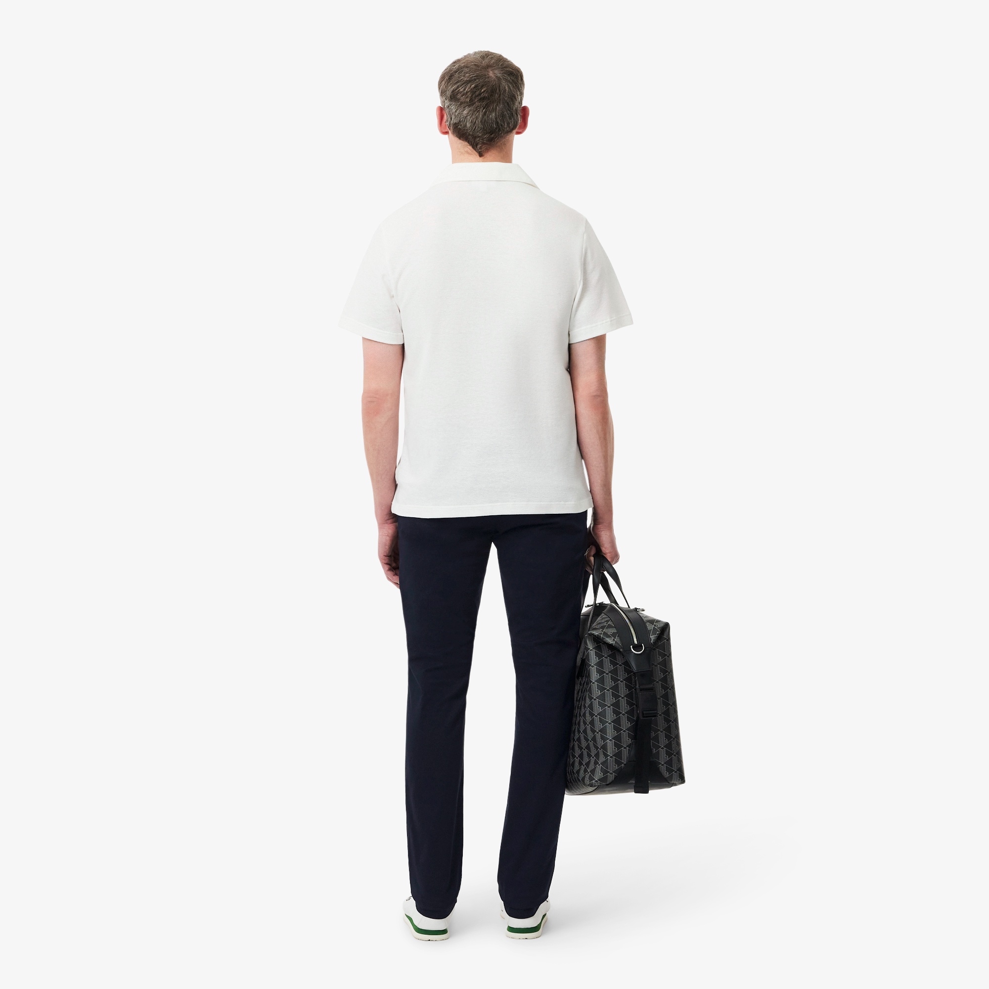 スリムフィットテーパードストレッチチノパンツ