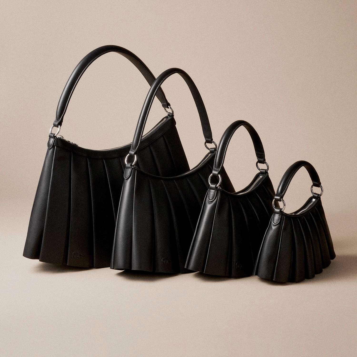 ランラン レザープリーツショルダーバッグ