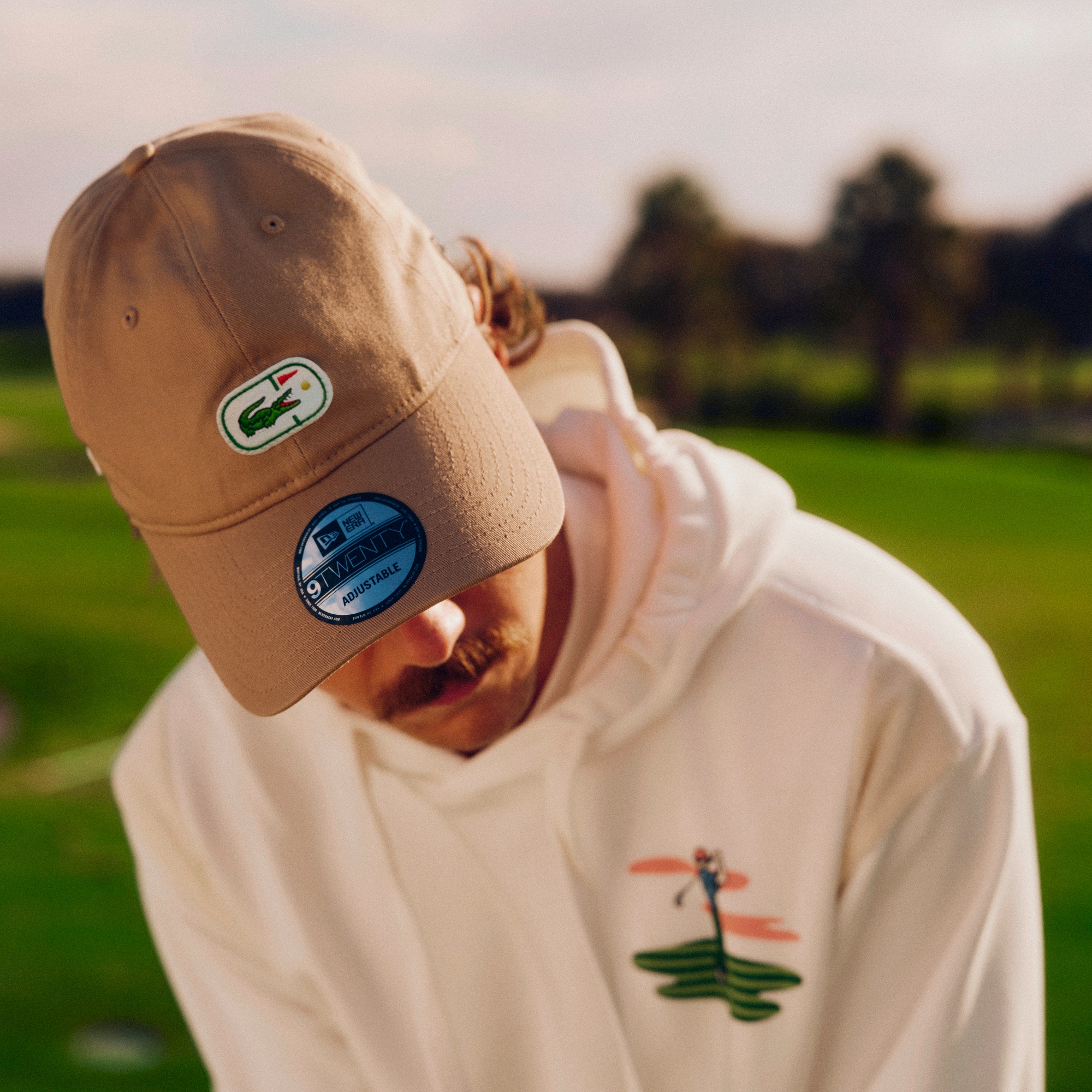 ラコステ×ニューエラ 9TWENTY ゴルフ&ワニロゴワッペンキャップ