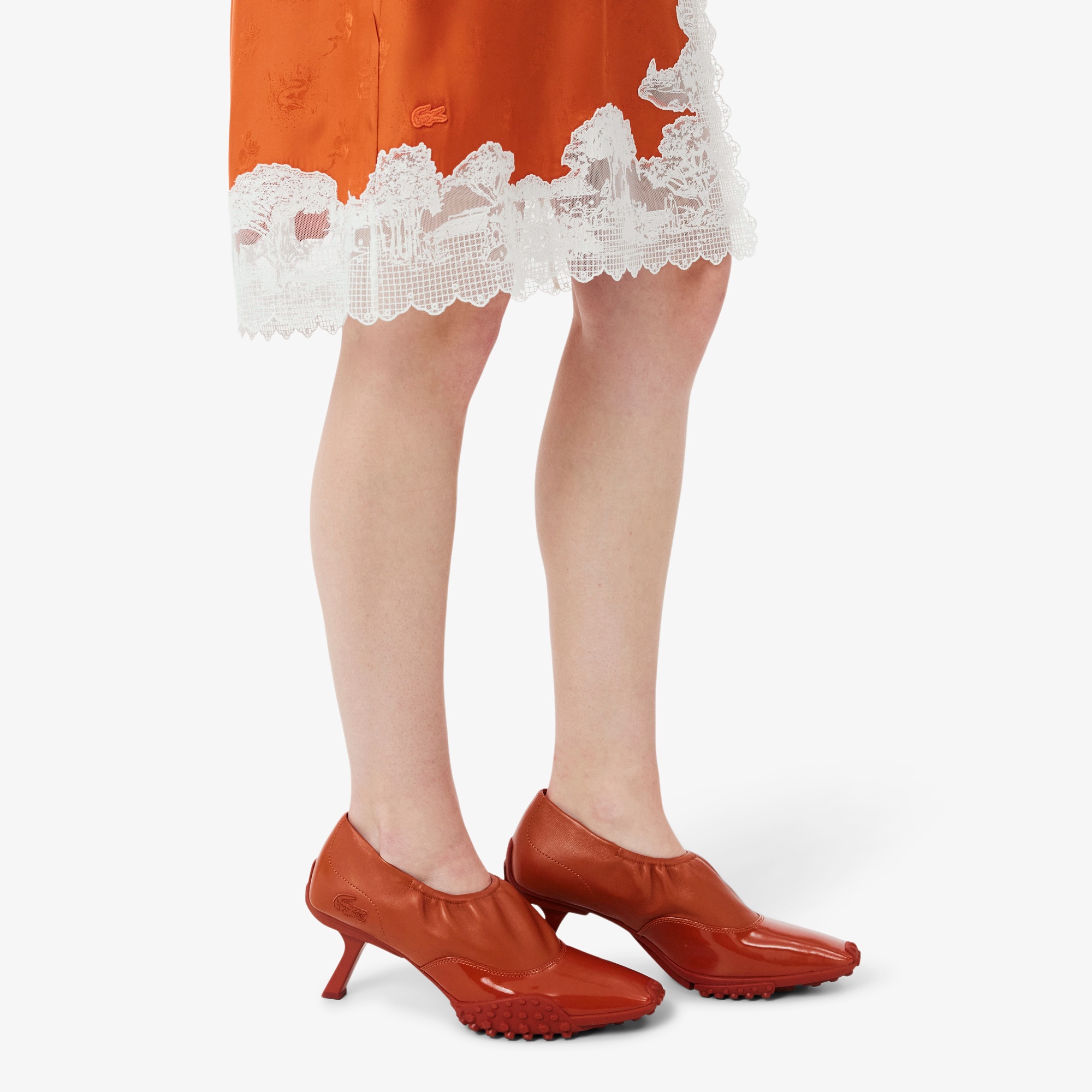 『SS26 Fashion Show』レディース HEEL RUNWAY 126