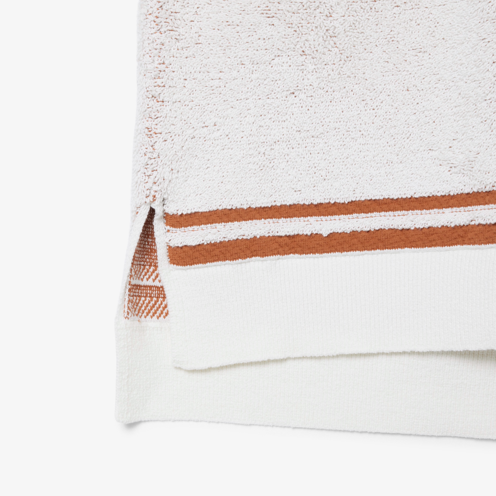 『SS26 Fashion Show』 ブークレニットポロカラーニット