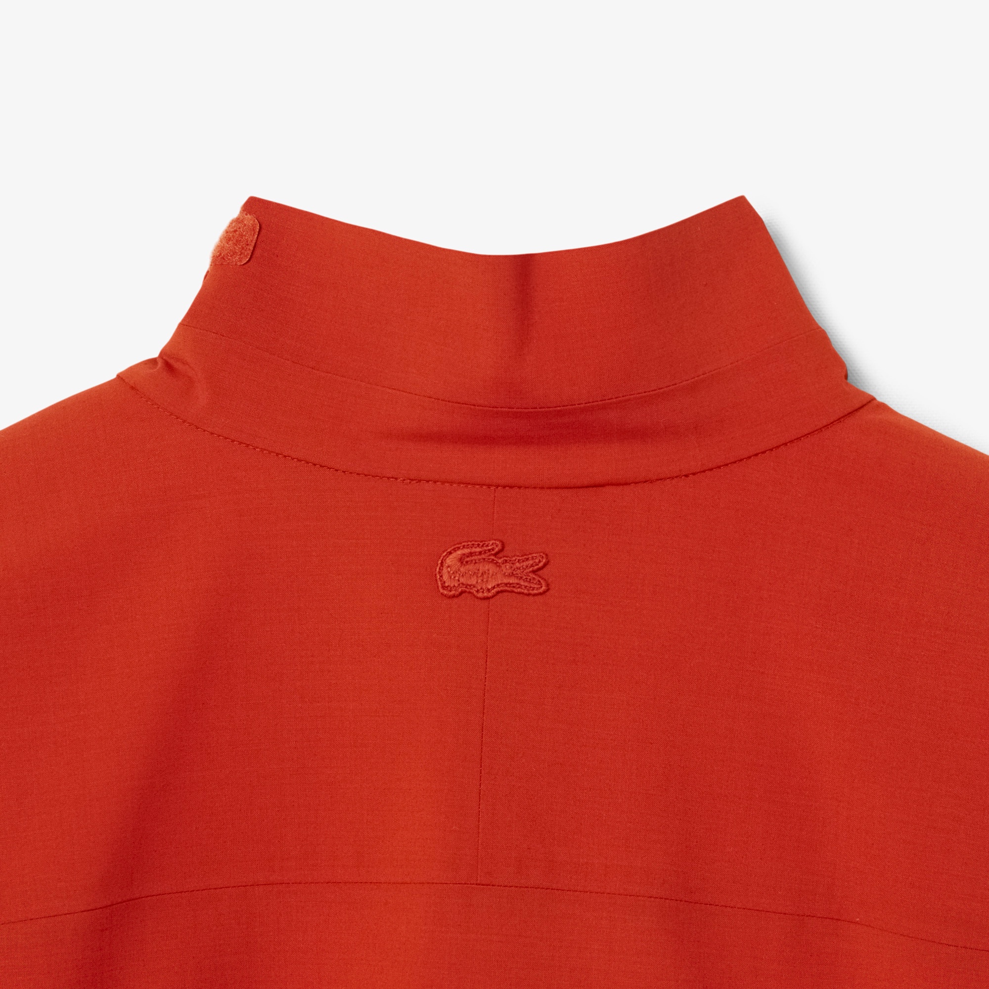 『SS26 Fashion Show』 テクニカルタフタプルオーバージャケット