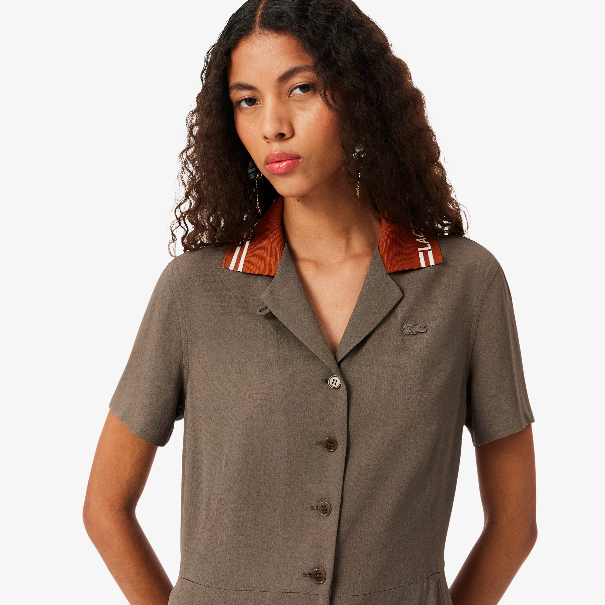 『SS26 Fashion Show』 ジャカードポロカラー鹿の子地ドレス