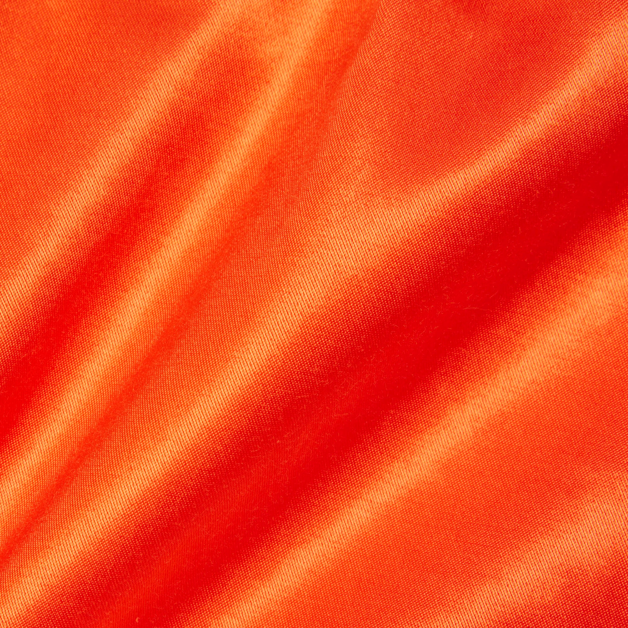 『SS26 Fashion Show』 グロッシーショートパンツ