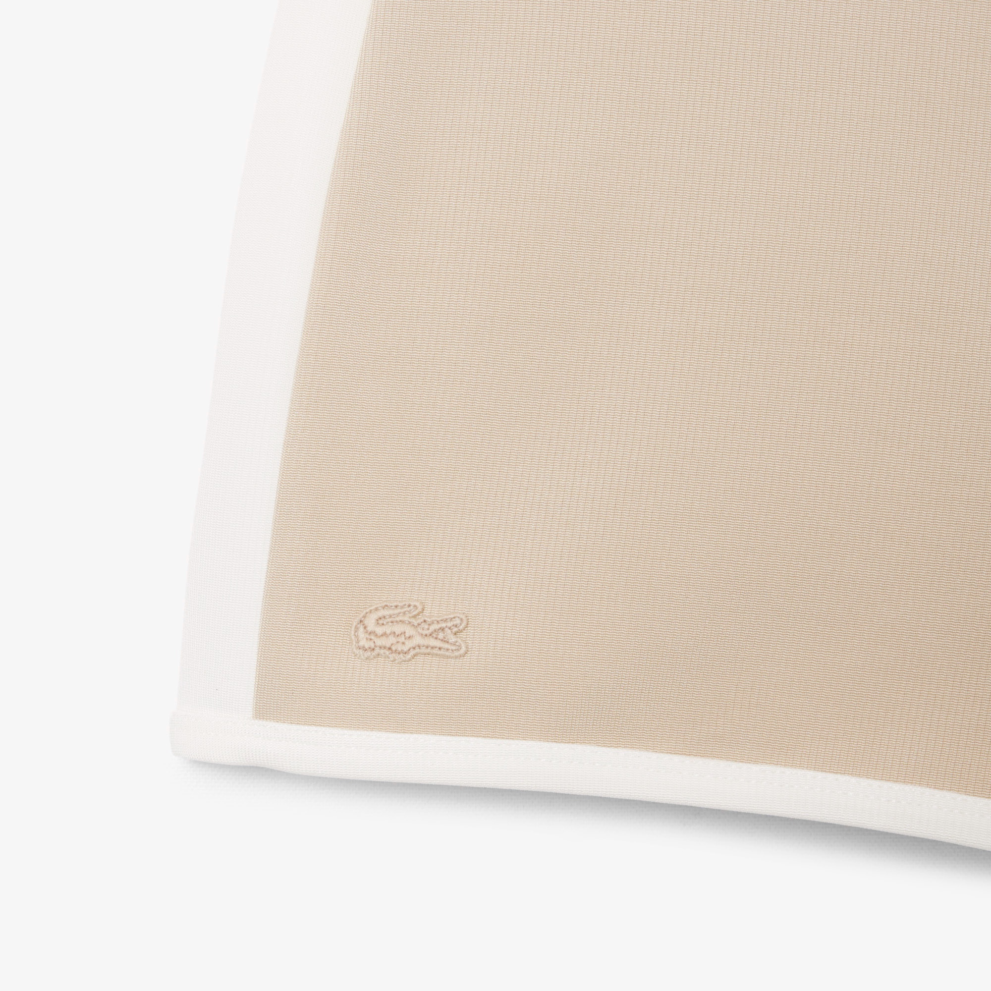 『SS26 Fashion Show』 サテンニットミニショーツ